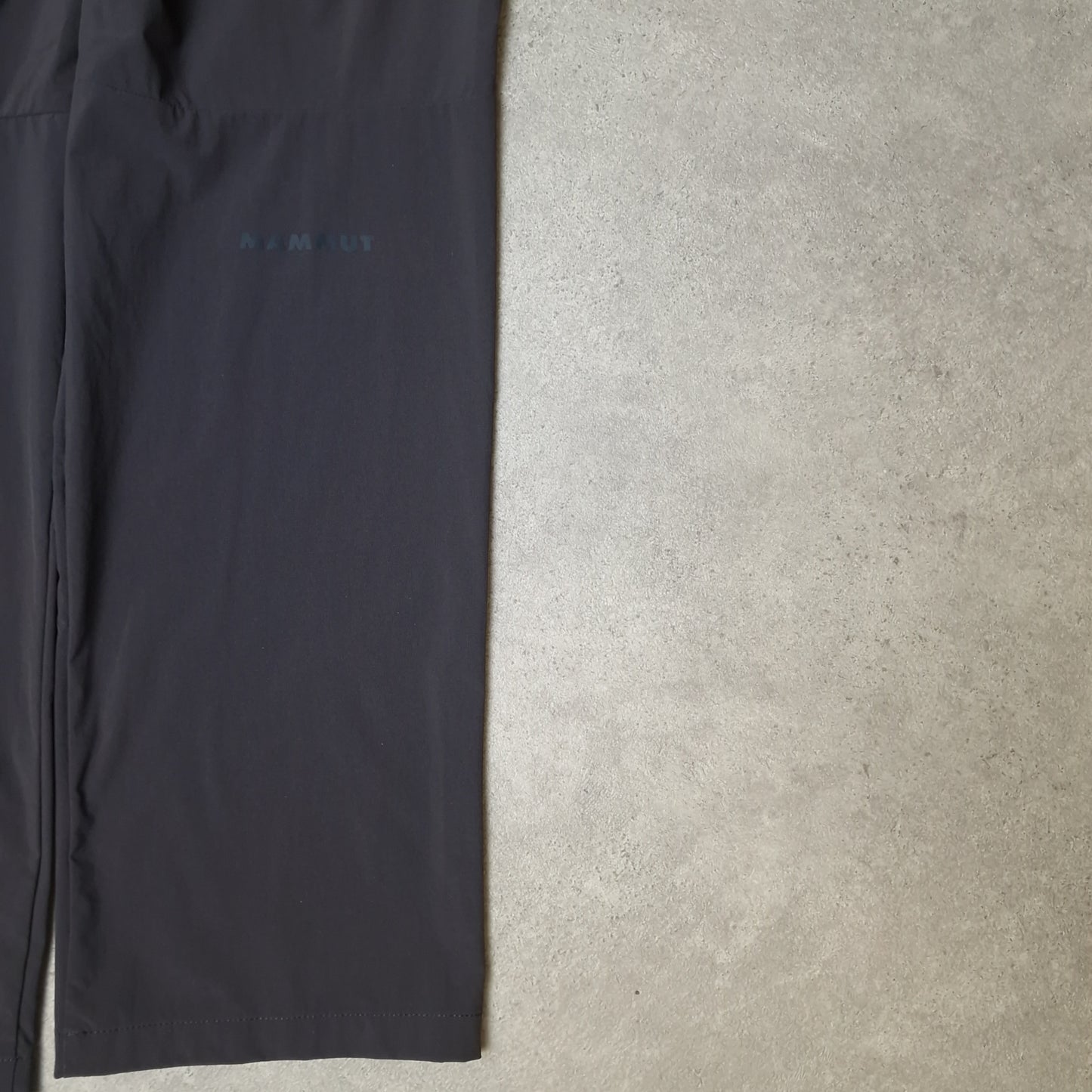 Mammut trousers in grey - 36x33