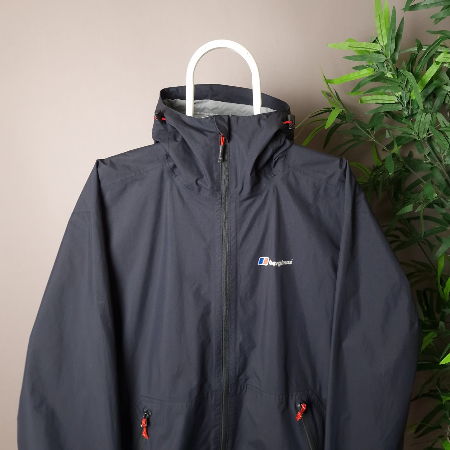 Berghaus stormcloud hydroshell waterproof jacket in black