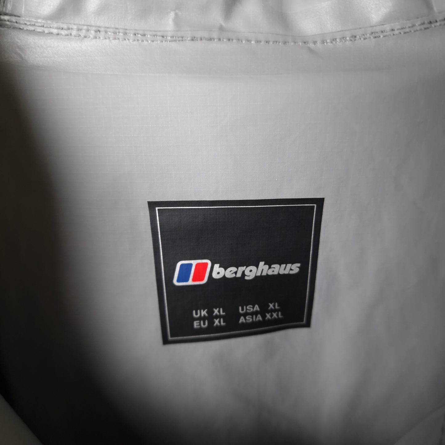Berghaus stormcloud hydroshell waterproof jacket in black