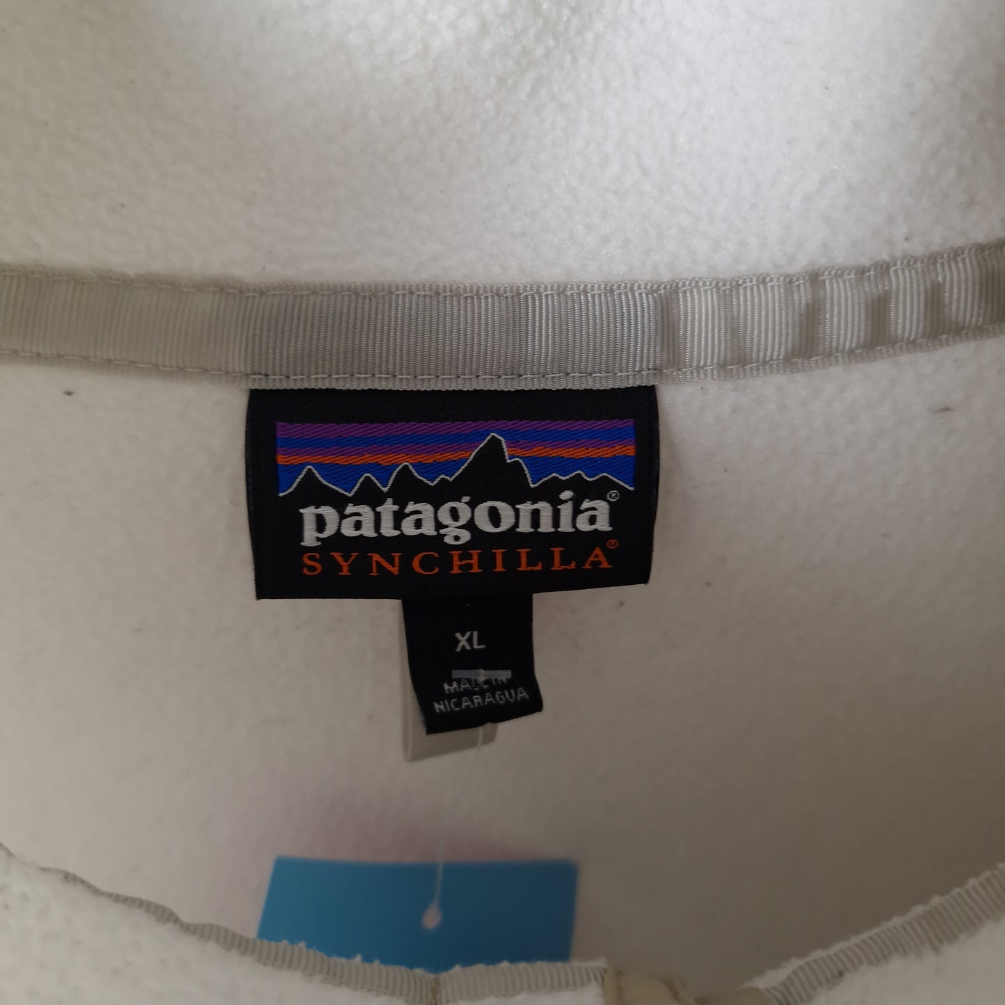 Patagonia synchilla snap t fleece in cream - XL