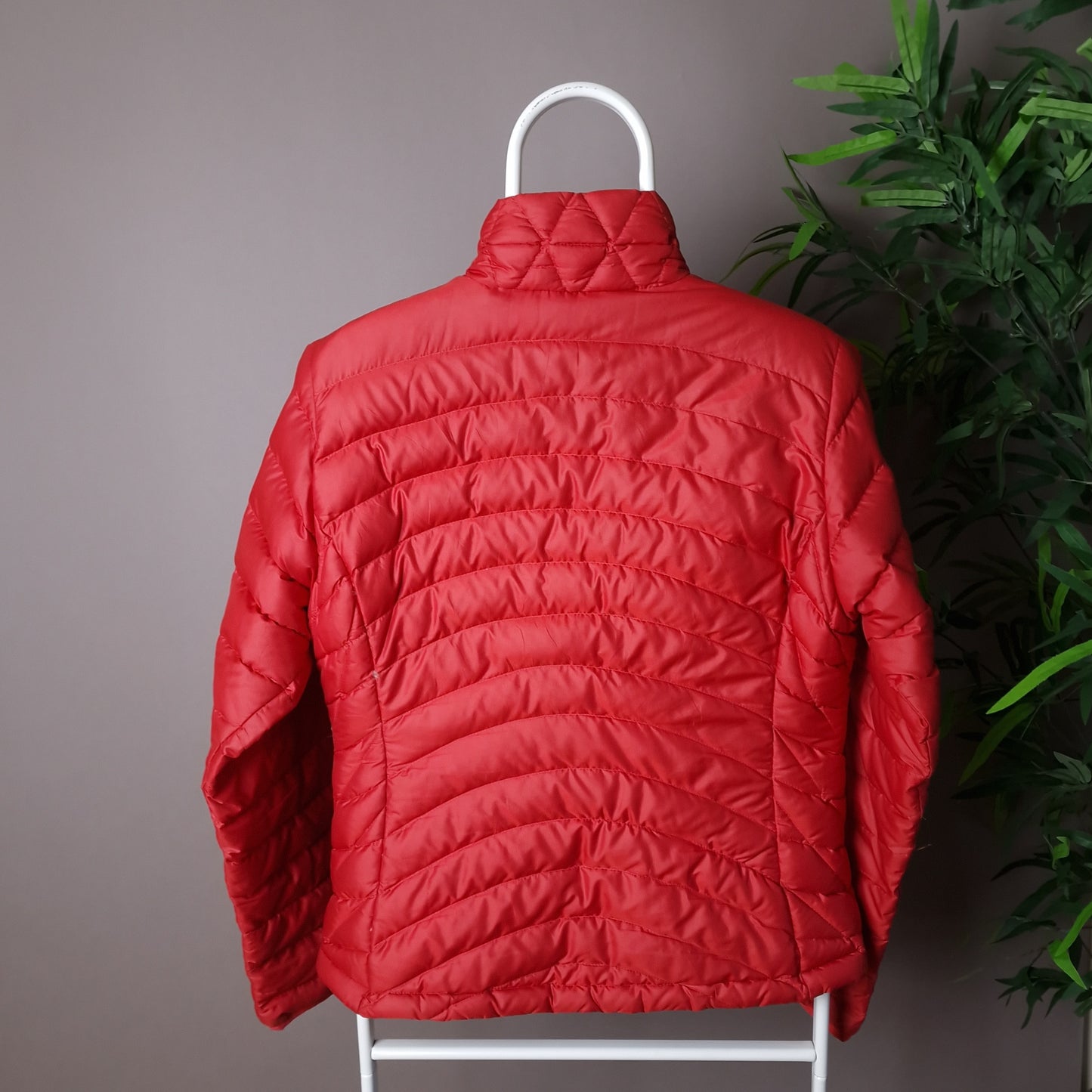 Patagonia down jacket red - women's medium