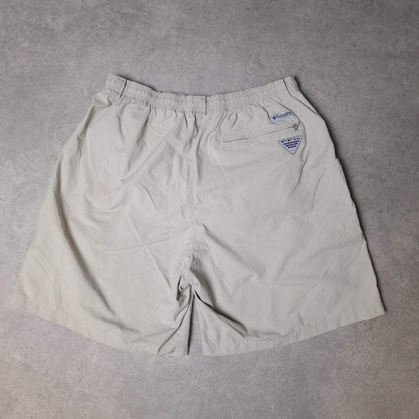 Columbia PFG short in beige - large