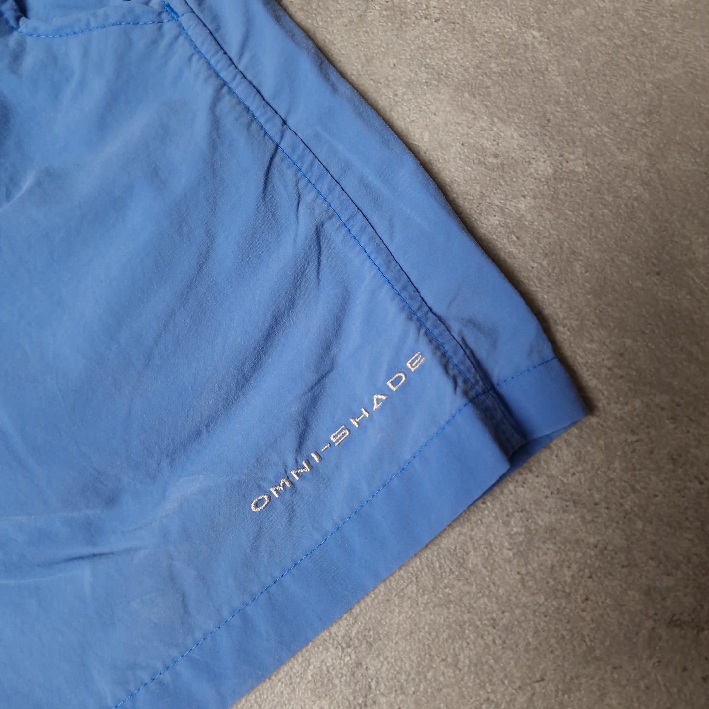 Columbia PFG shorts in blue - small