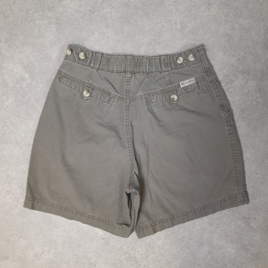 Vintage women's columbia shorts in khaki green - UK 6/8