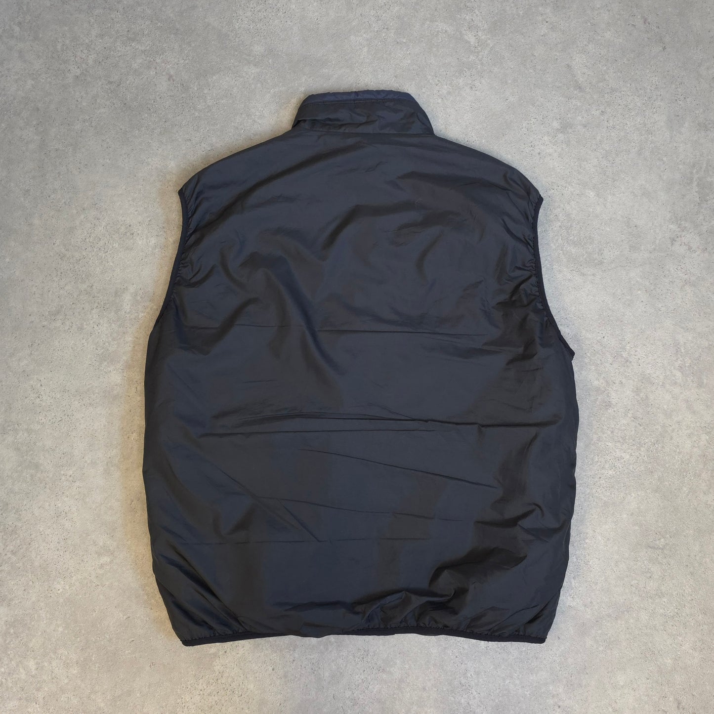 vintage Patagonia puffball vest in black - XL