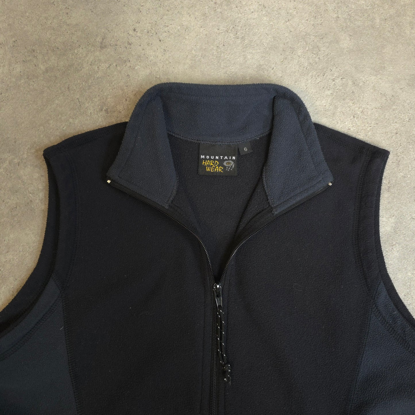 Mountain hardwear fleece gilet in black and grey - women's XS