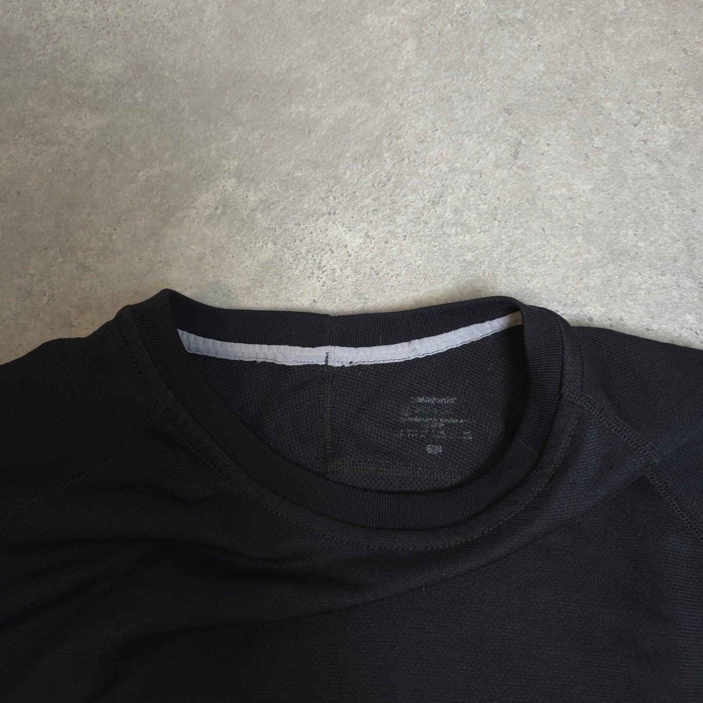 Patagonia base layer in black - large