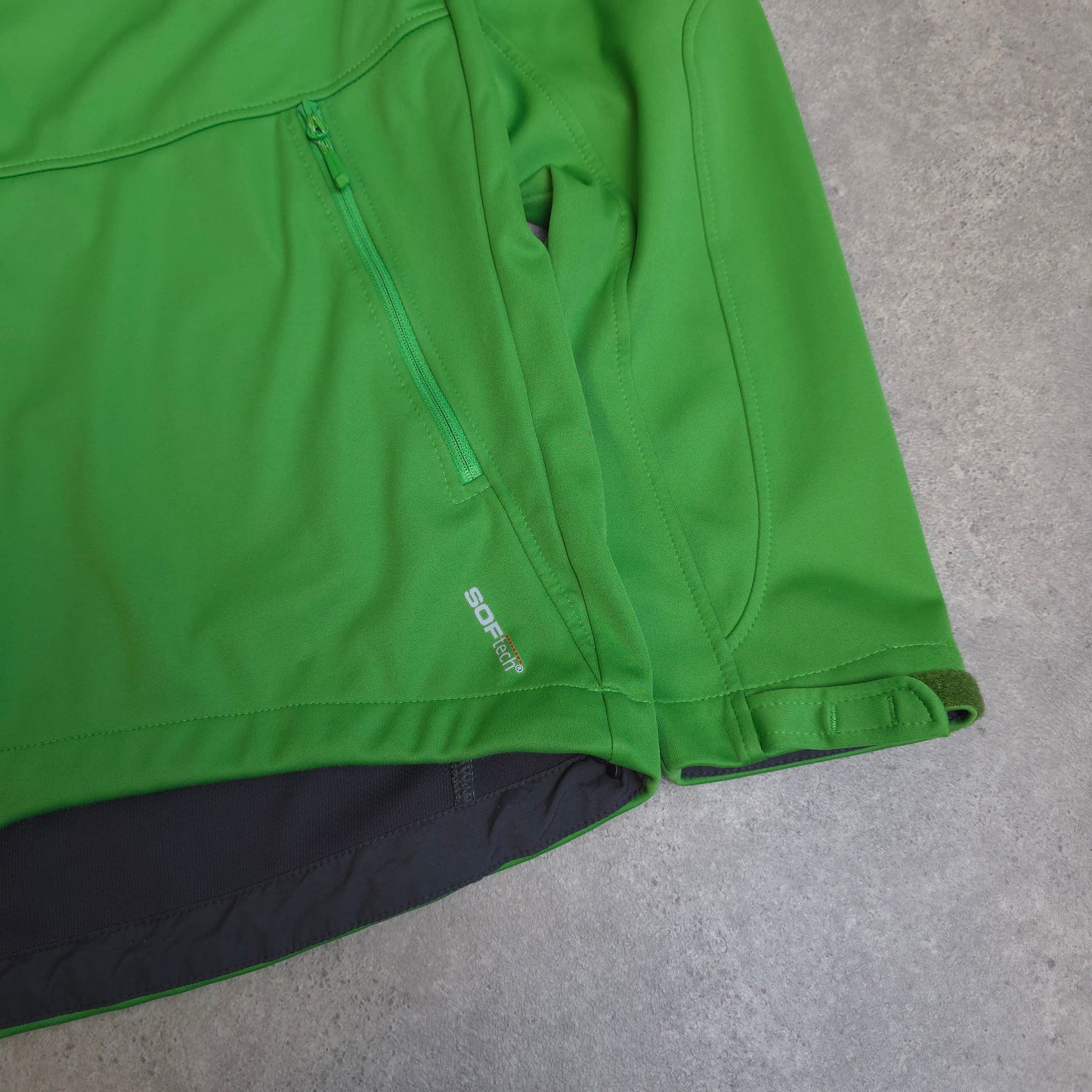 Mammut soft shell jacket in lime green - medium