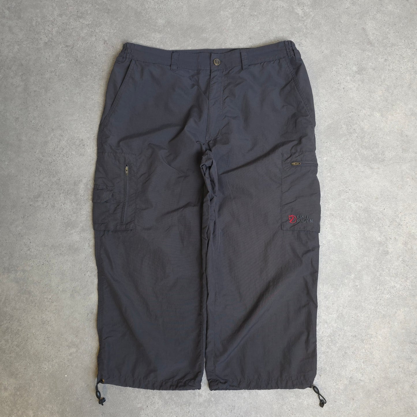 Fjallraven 3/4 length trousers in grey - 34"