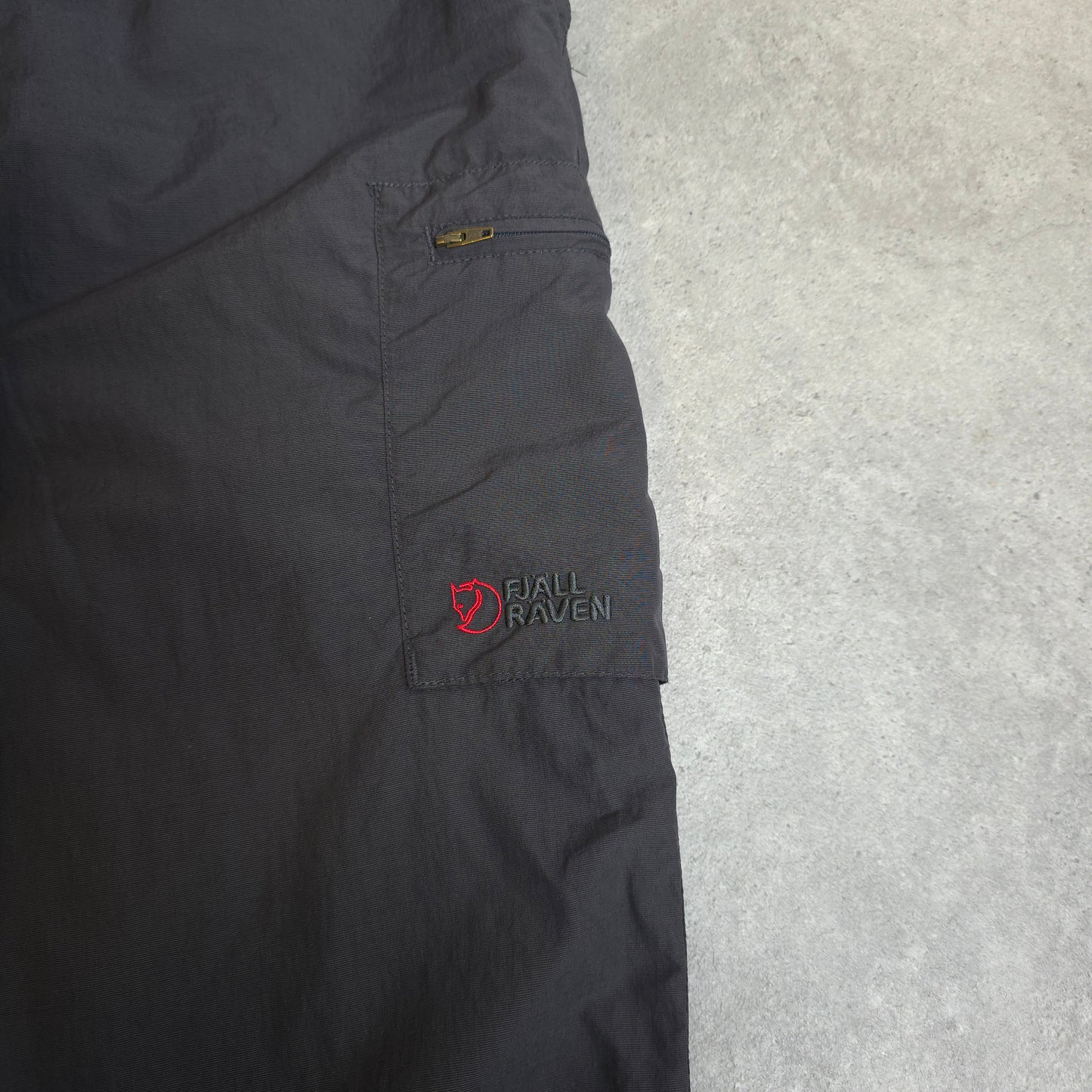 Fjallraven 3/4 length trousers in grey - 34"