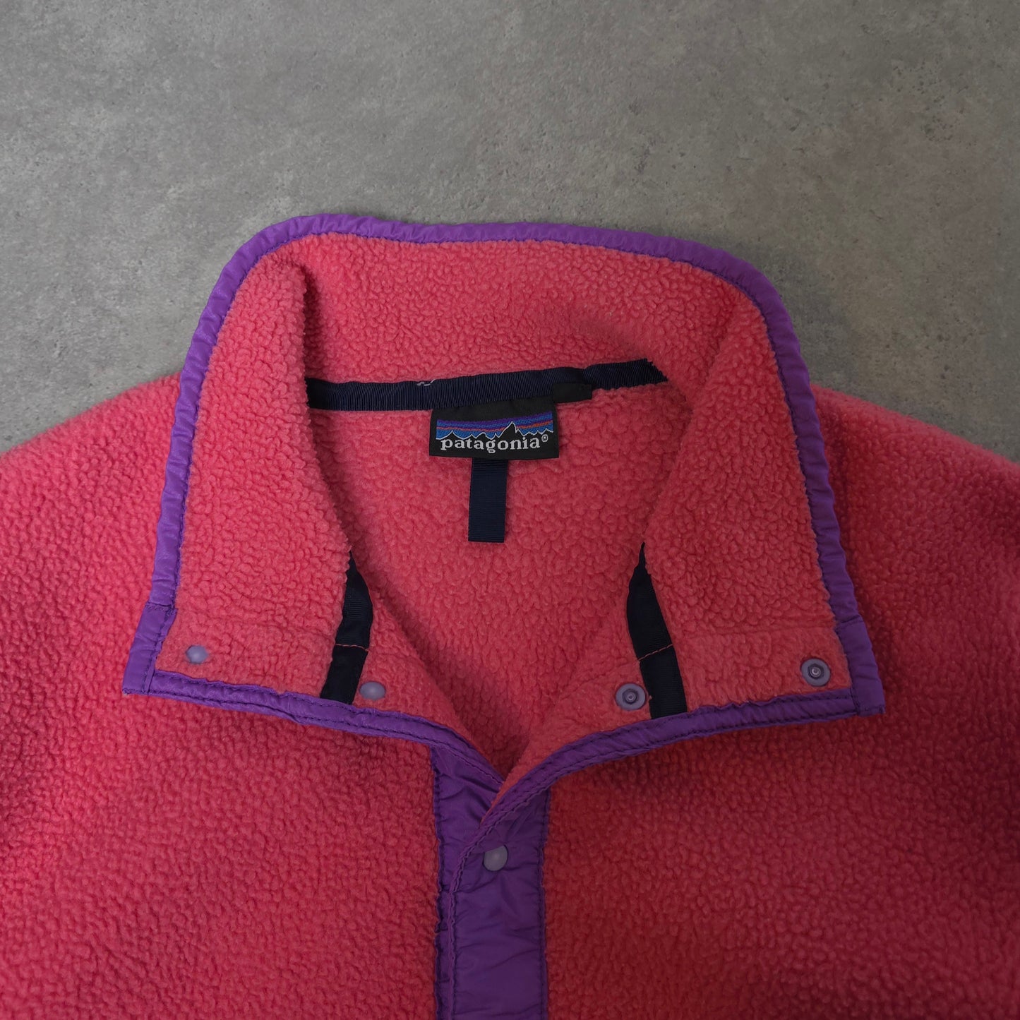 90s Patagonia snap t fleece in pink/purple - medium