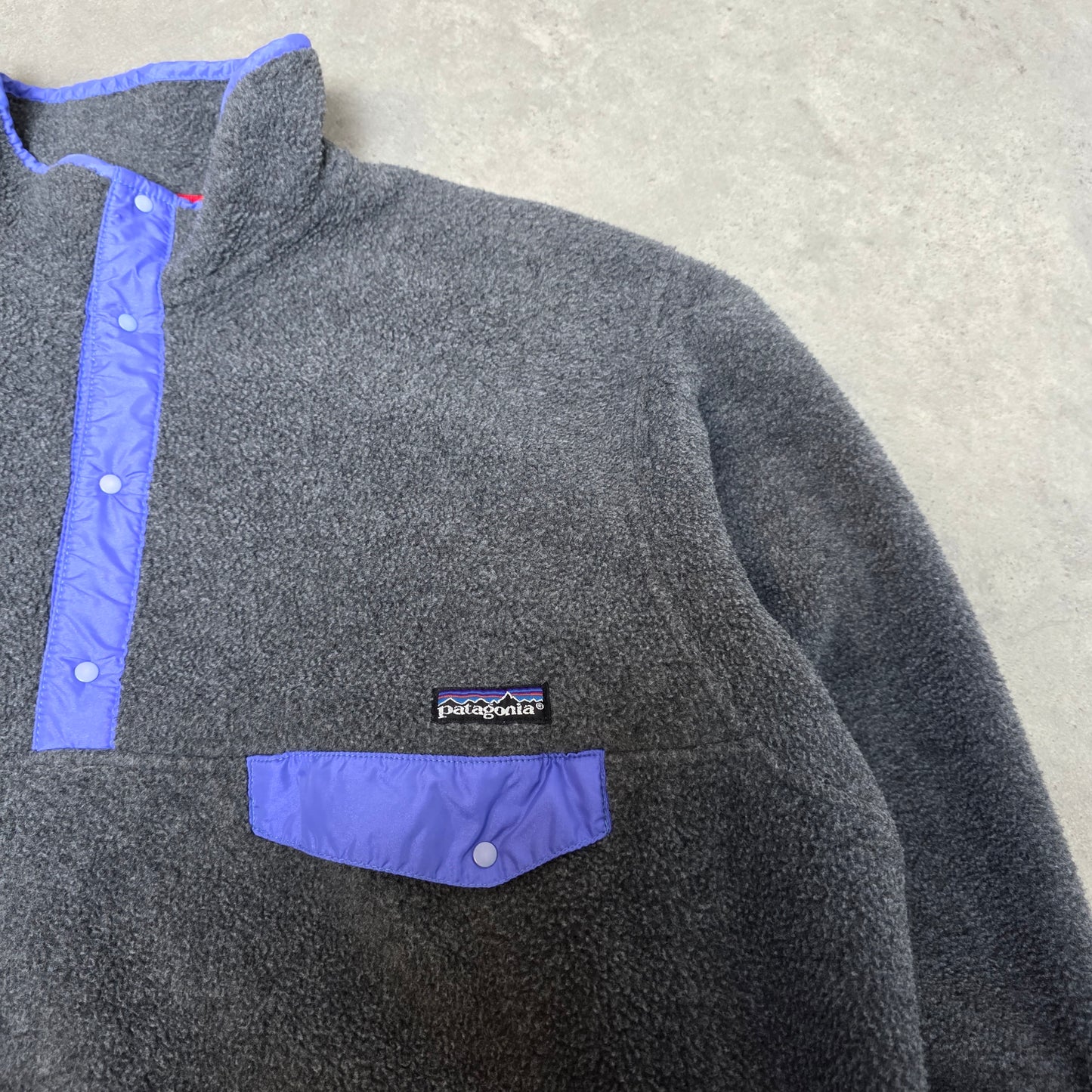 90s Patagonia snap t fleece in grey and purple - XL
