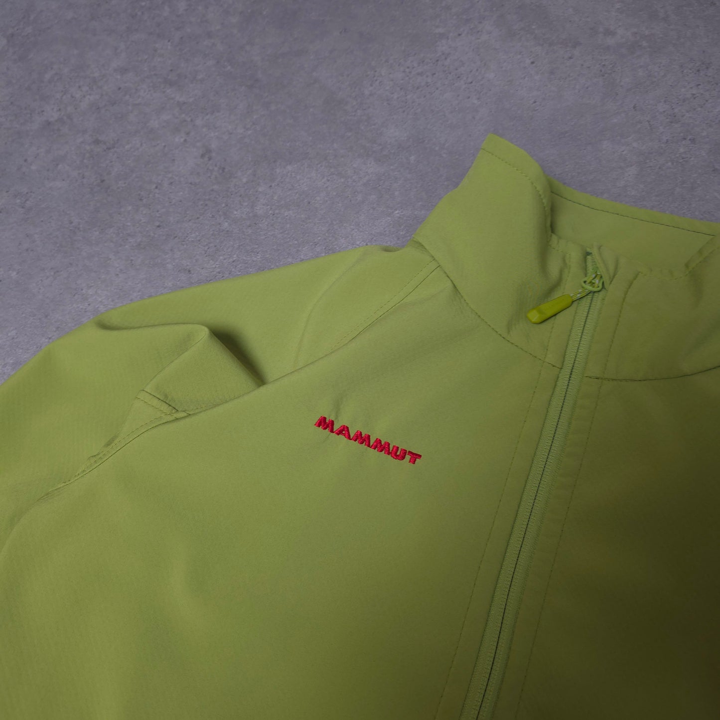 Mammut Women's soft shell in lime green - women's large