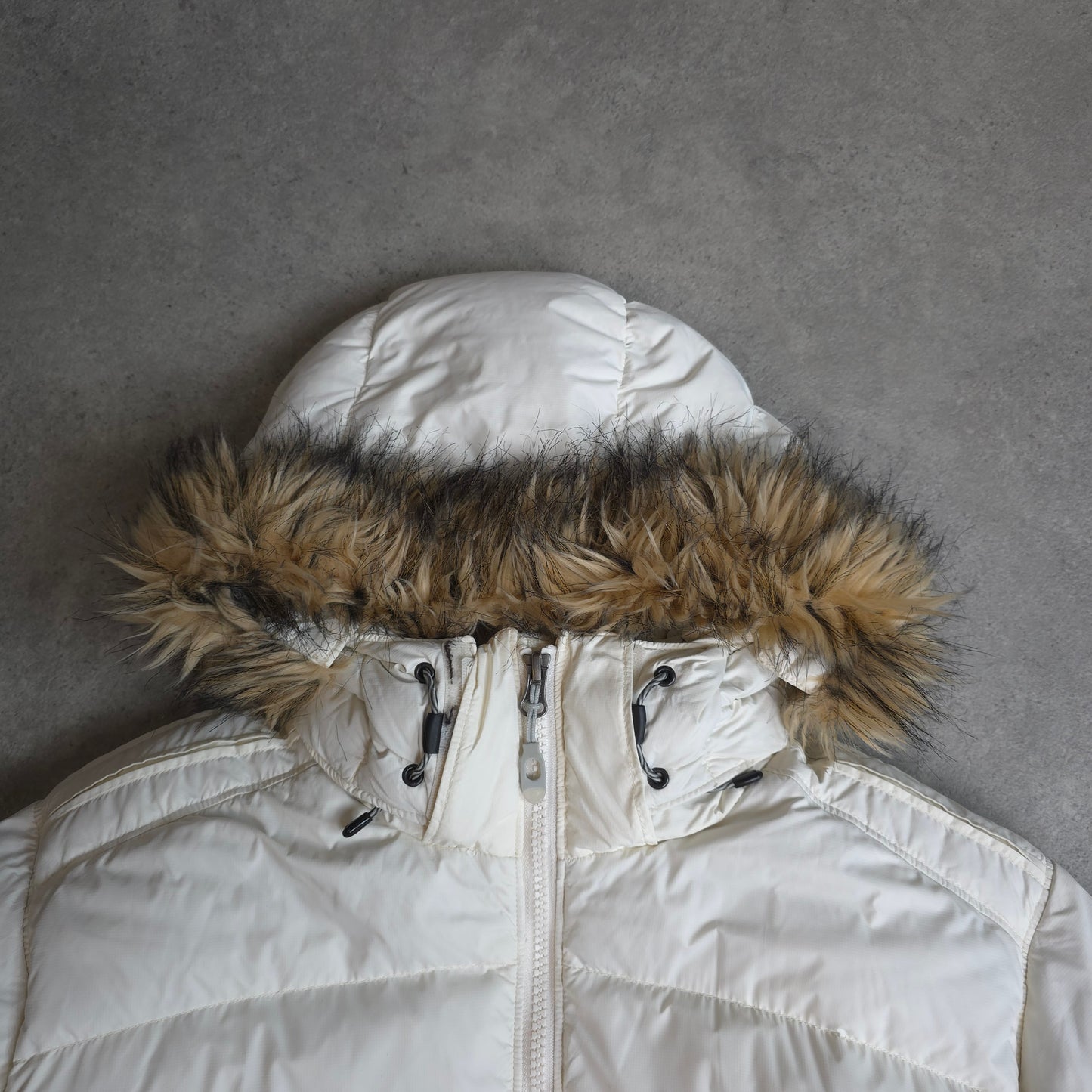 Mountain Hardwear down filled long jacket in white - women's medium