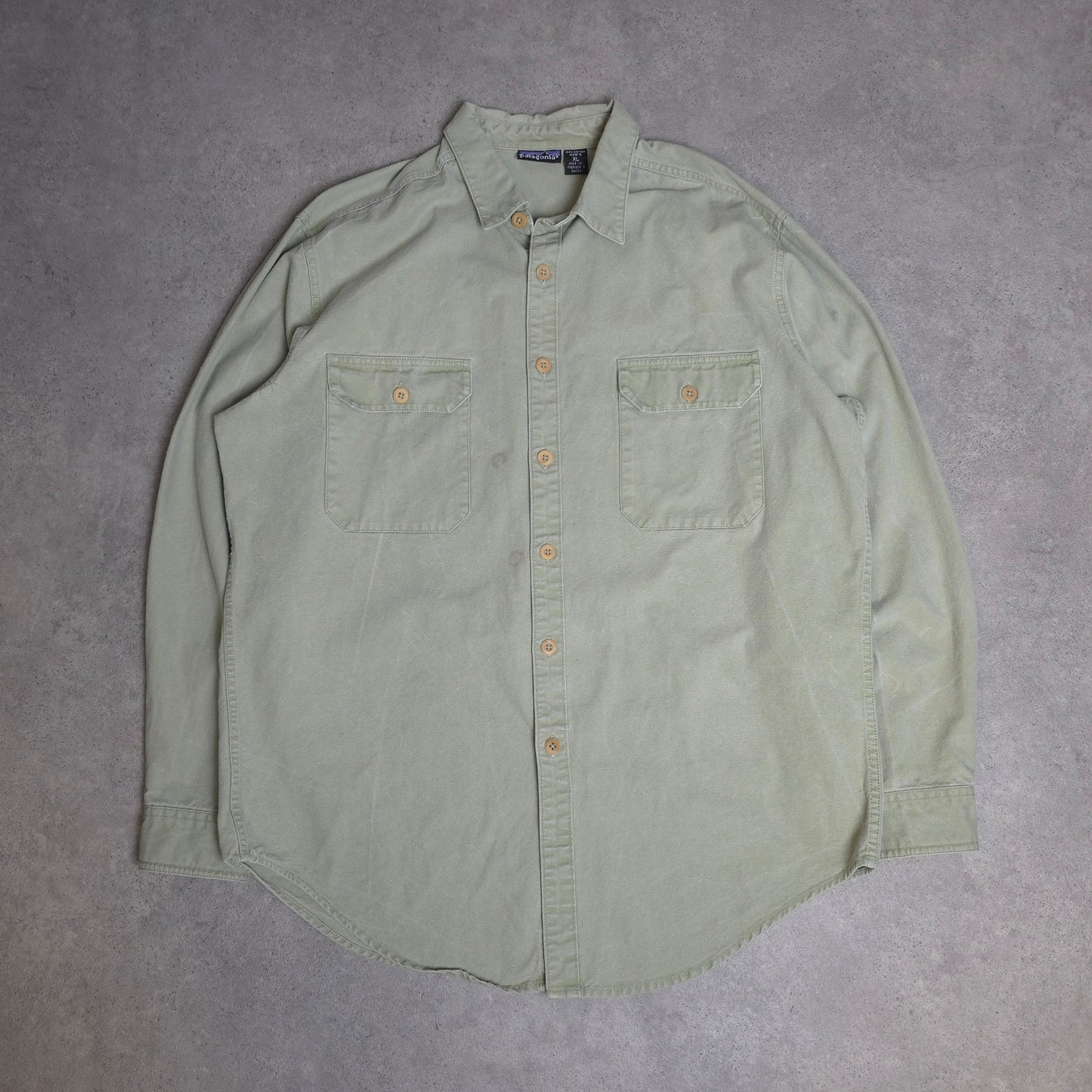 Vintage 90s Patagonia shirt in grey/green - XL