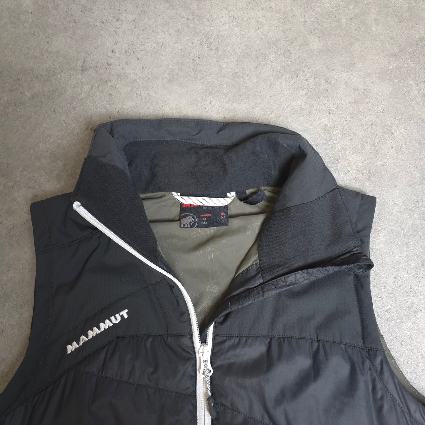 Mammut padded gilet in grey - women's xs