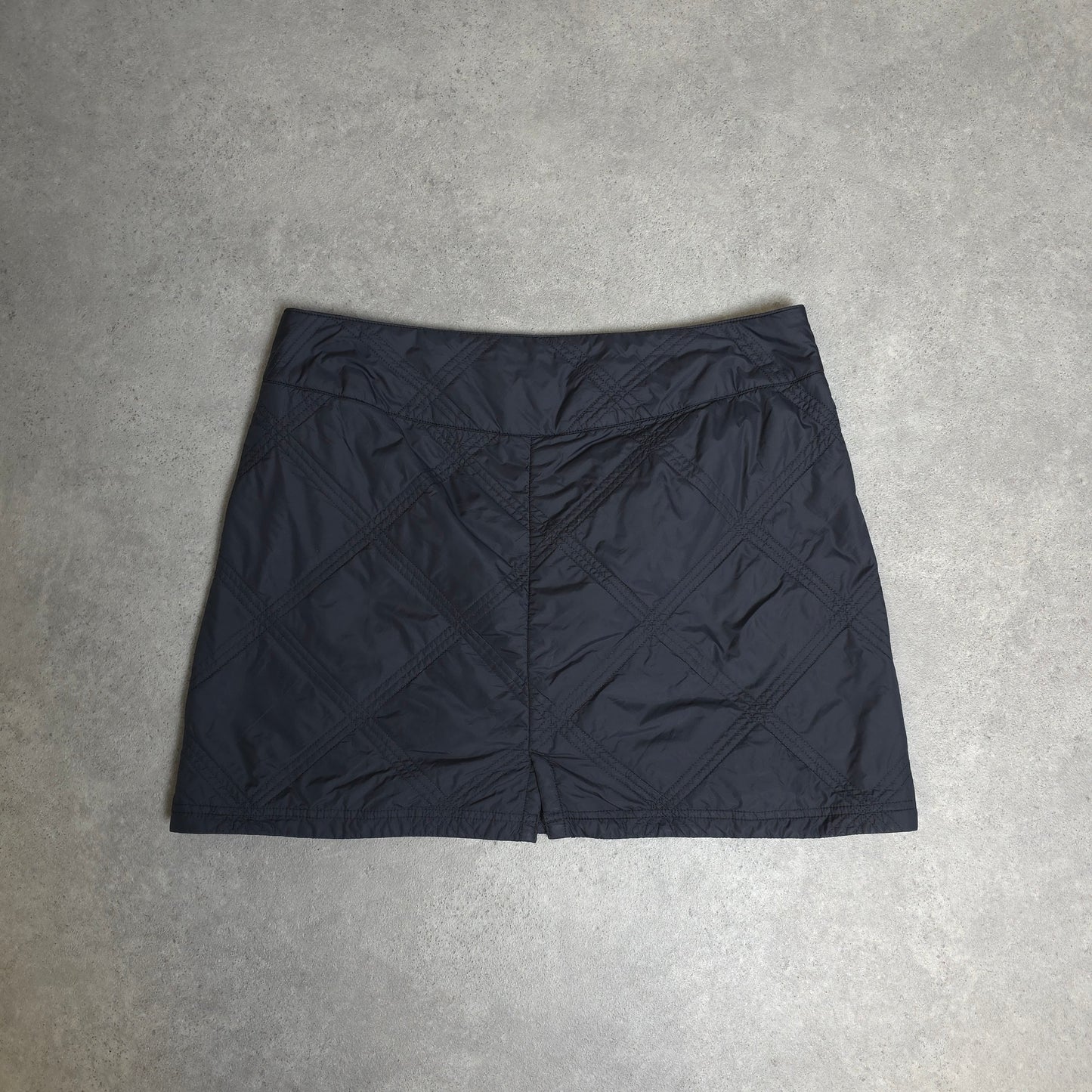 Mountain Hardwear padded skirt in black - women's medium