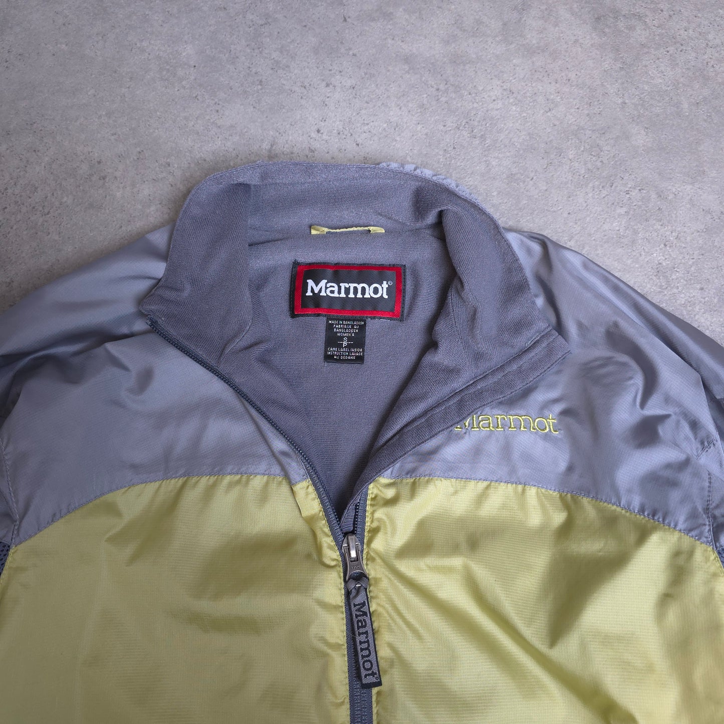 Marmot fleece lined windbreaker in green and grey - women's small