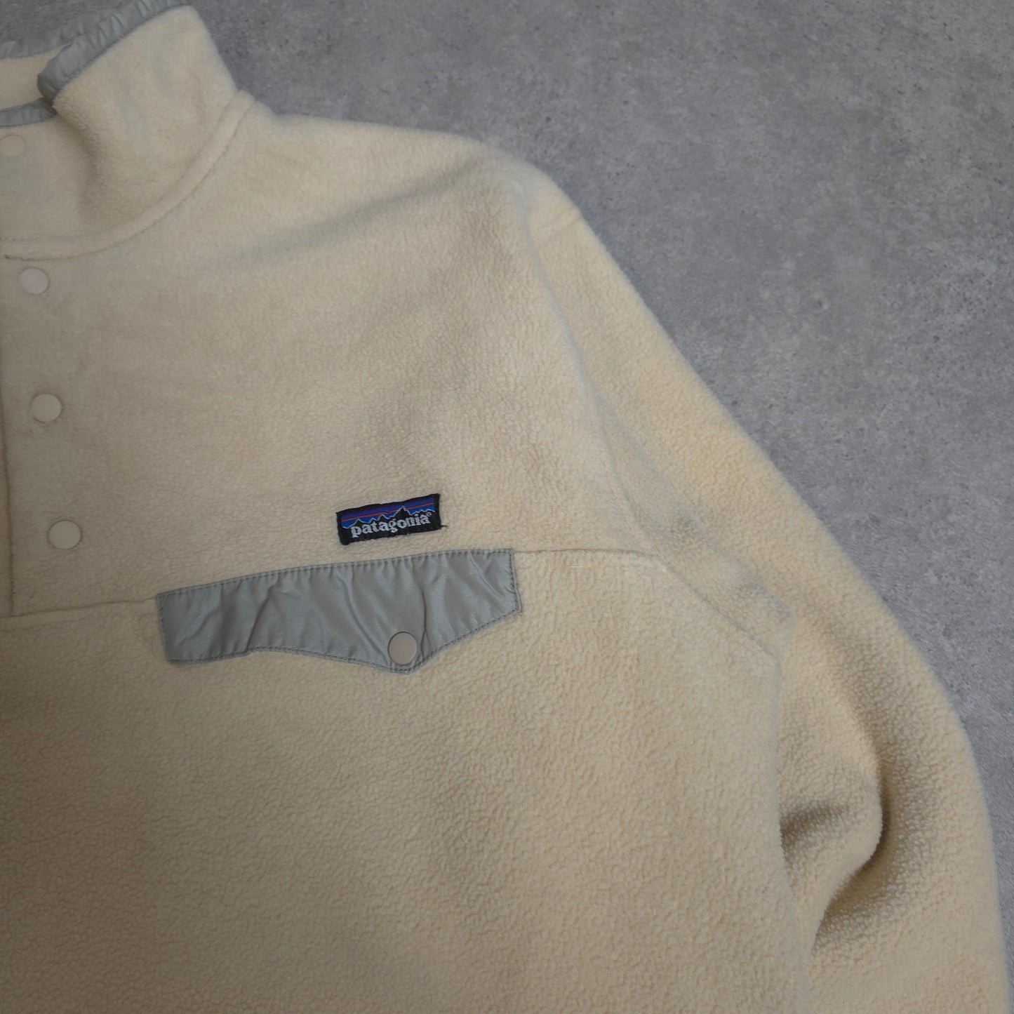 vintage 90s Patagonia synchilla snap t fleece in cream - medium