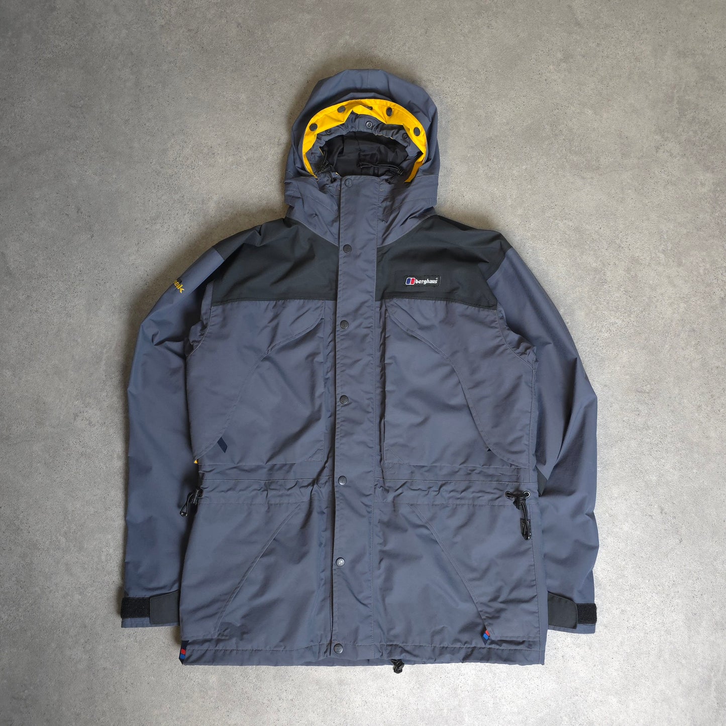 vintage berghaus gore-tex mera peak in grey black and yellow - medium