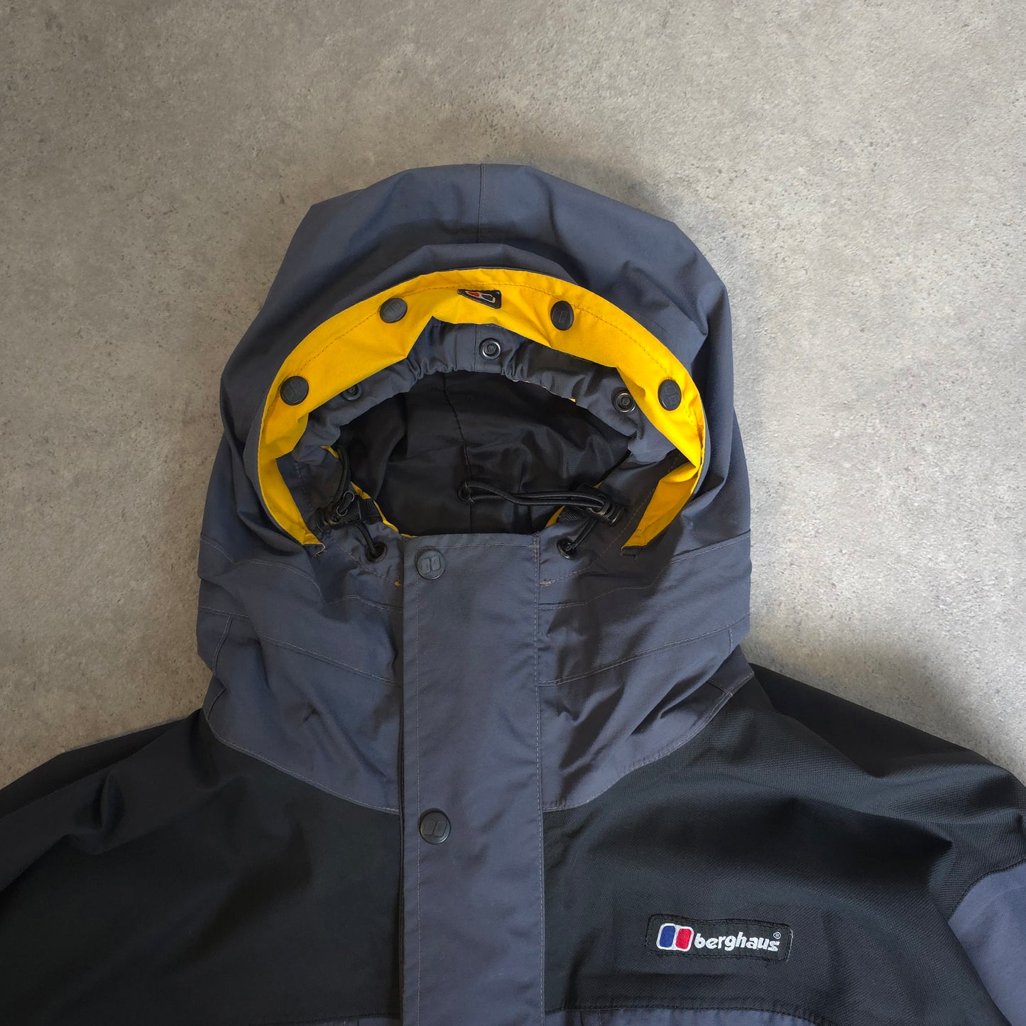 vintage berghaus gore-tex mera peak in grey black and yellow - medium