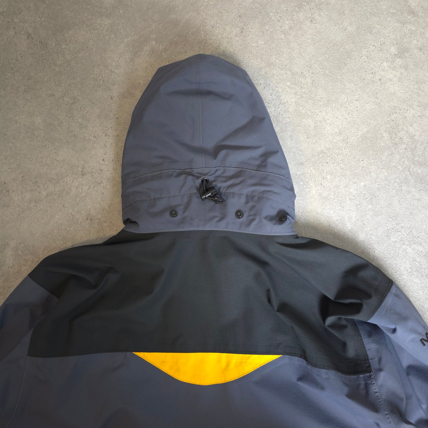 vintage berghaus gore-tex mera peak in grey black and yellow - medium