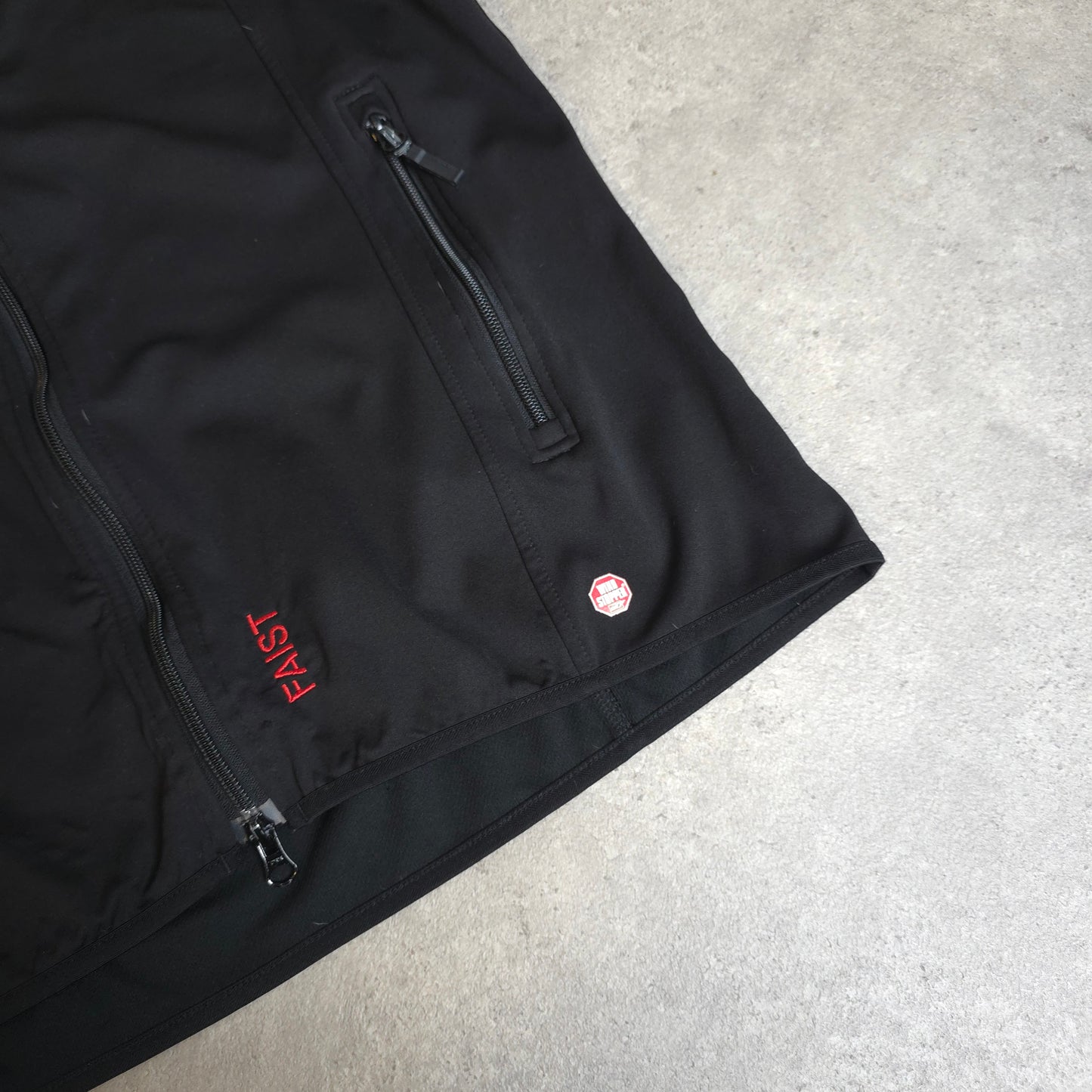 Mammut soft shell windstopper gilet in black - large