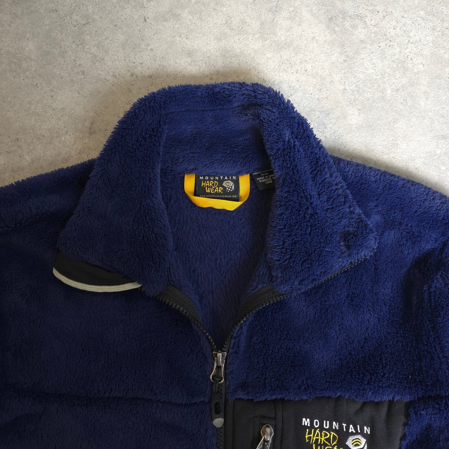 mountain hardwear polartec fluffy fleece in blue and black - medium