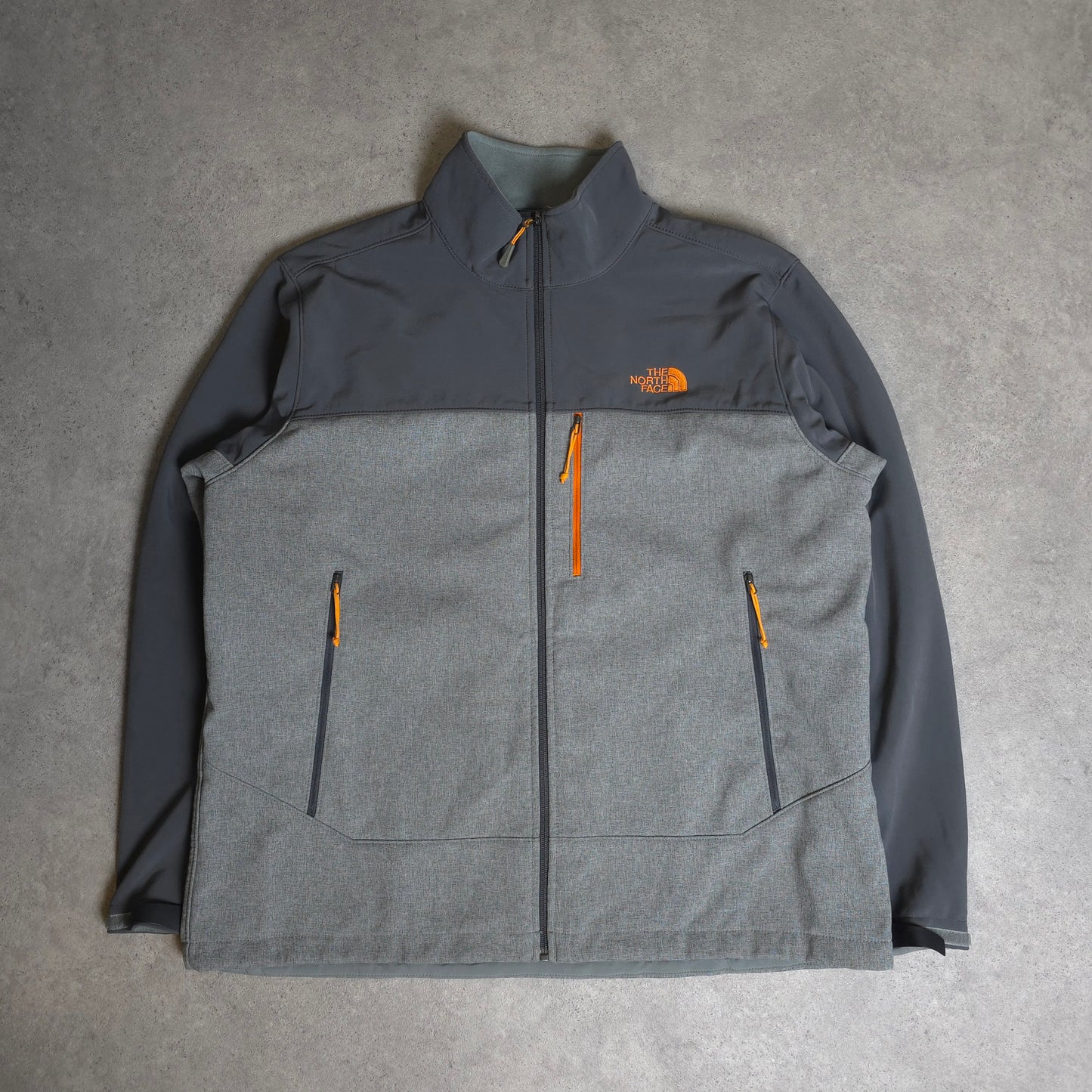 The north face soft shell jacket in grey and orange - XL