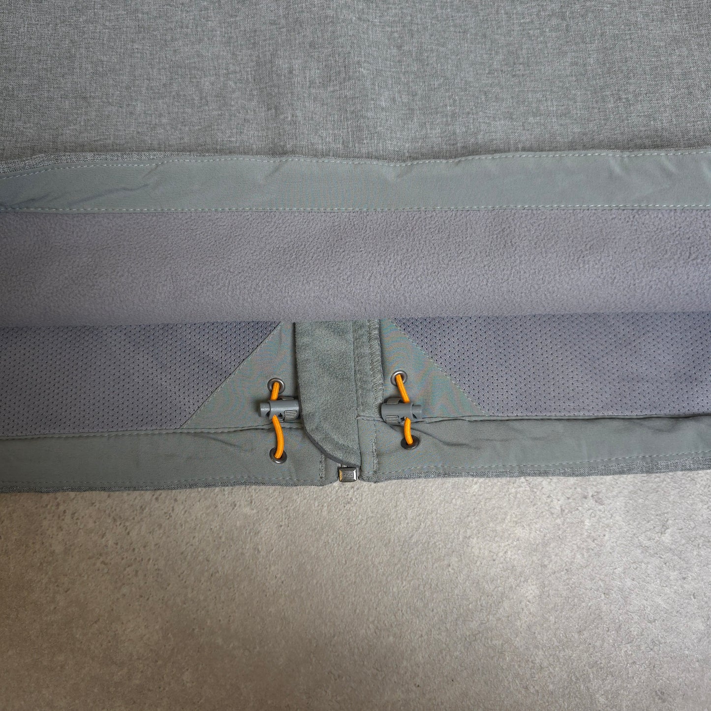 The north face soft shell jacket in grey and orange - XL