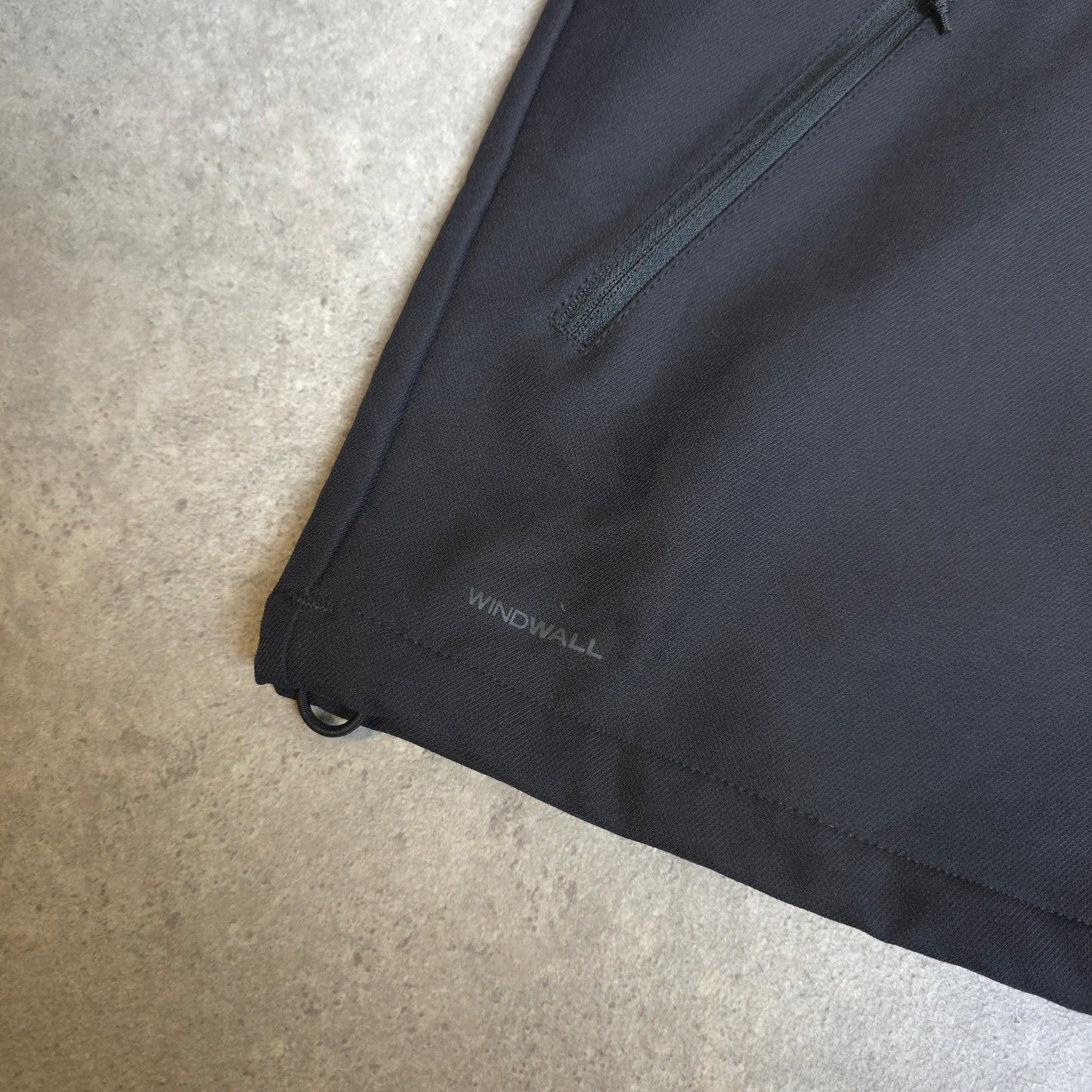 The north face windwall gilet in black - medium