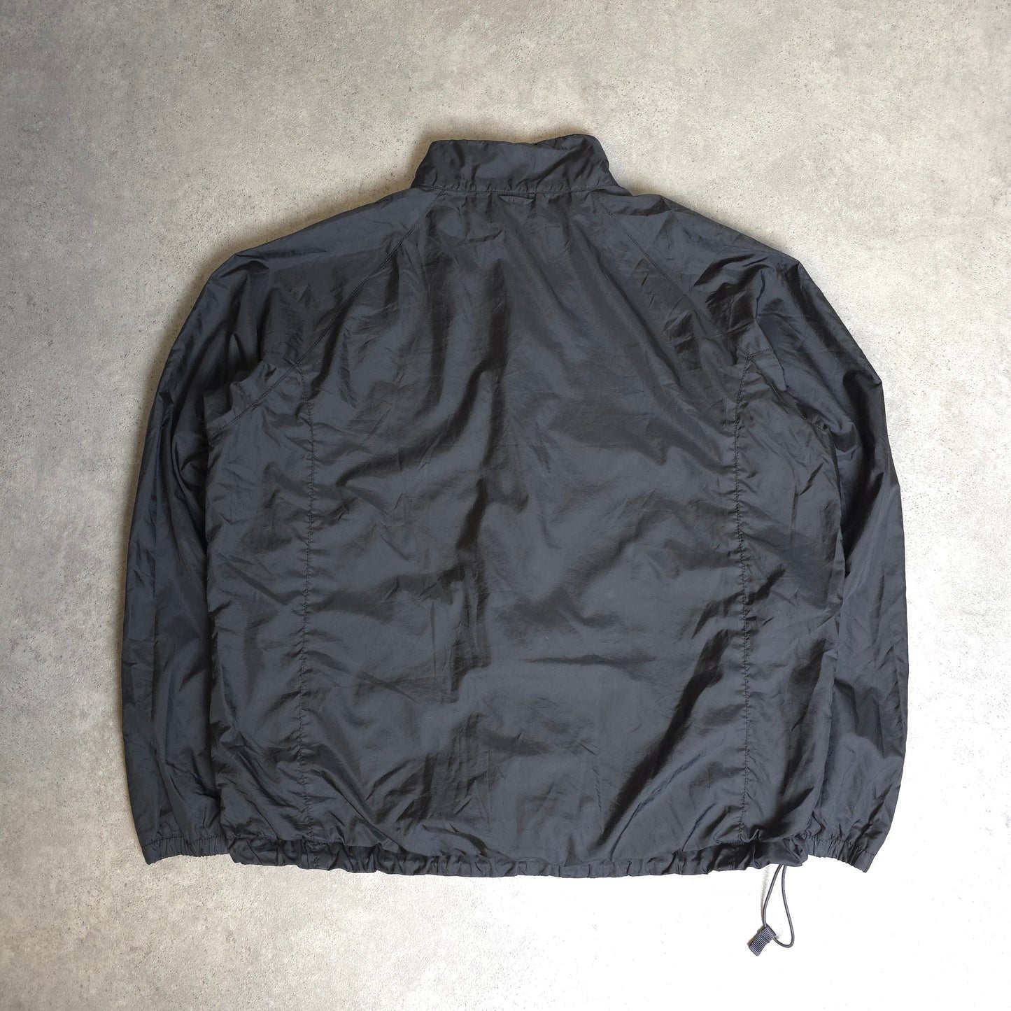 The north face windbreaker jacket in black - XL
