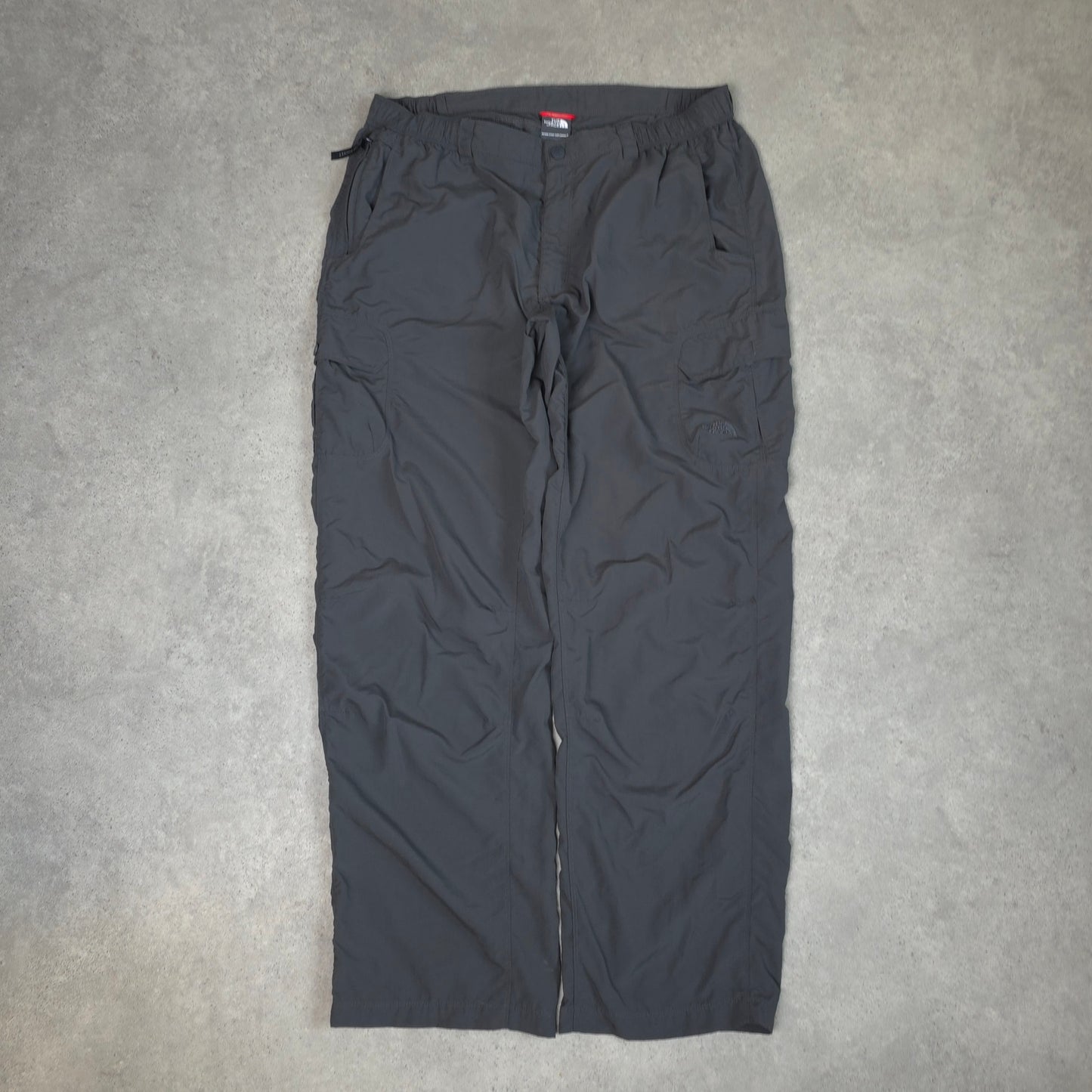 the north face lightweight walking trousers in grey - XL