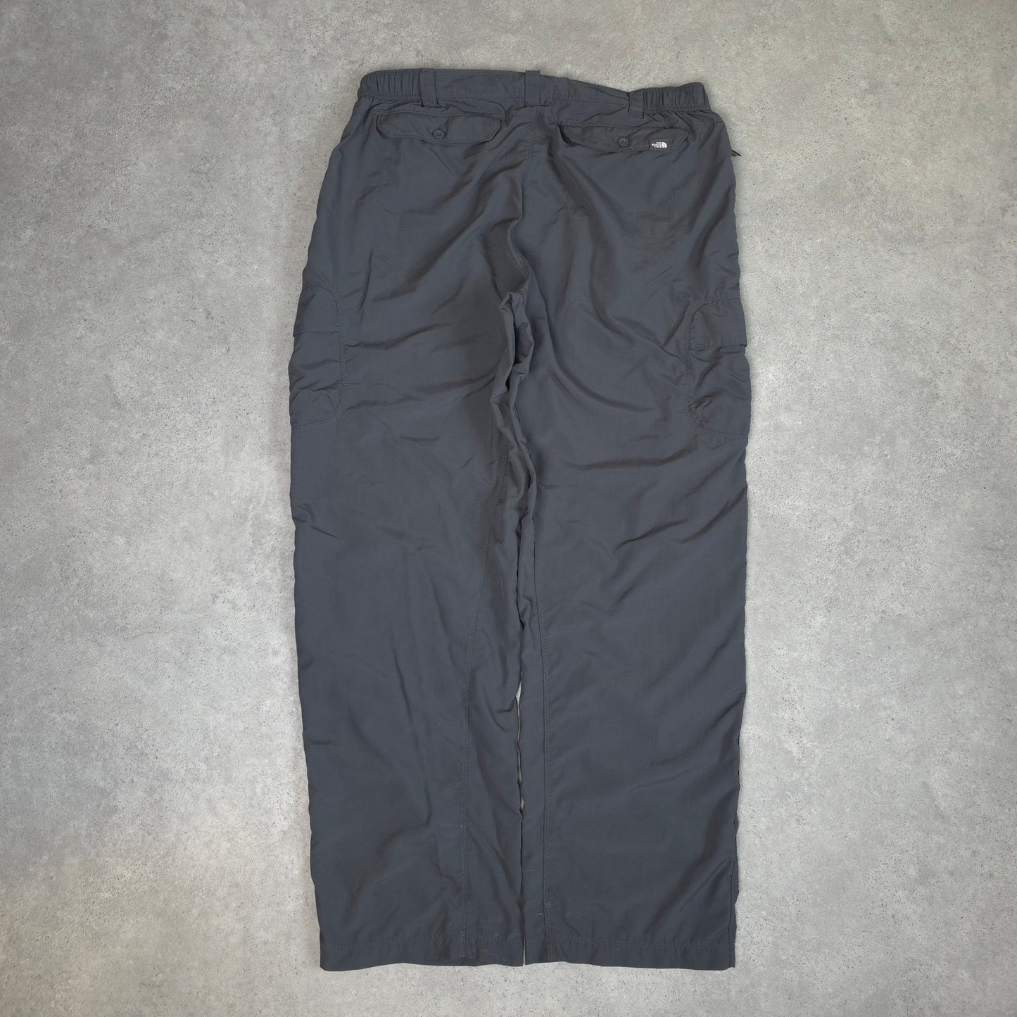 the north face lightweight walking trousers in grey - XL