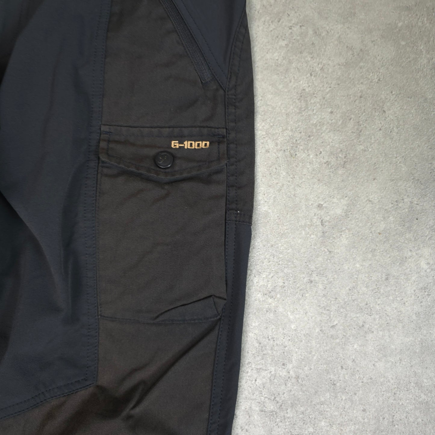 Fjallraven G-1000 trousers in black - 32x33