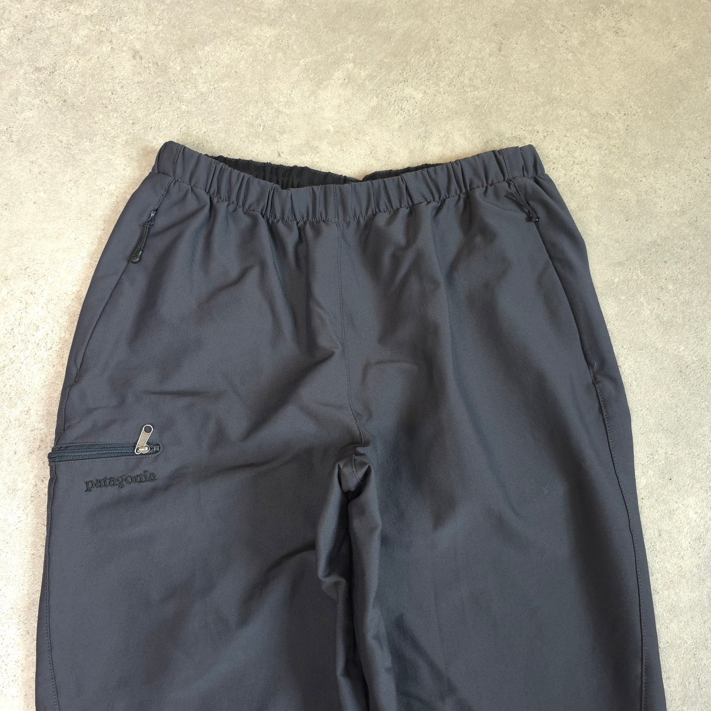 Patagonia walking trousers in blue - small
