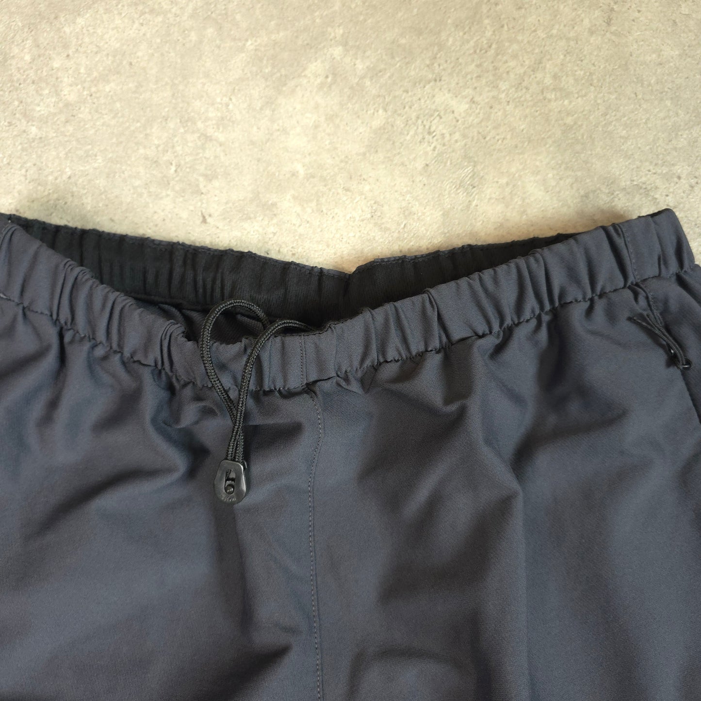 Patagonia walking trousers in blue - small