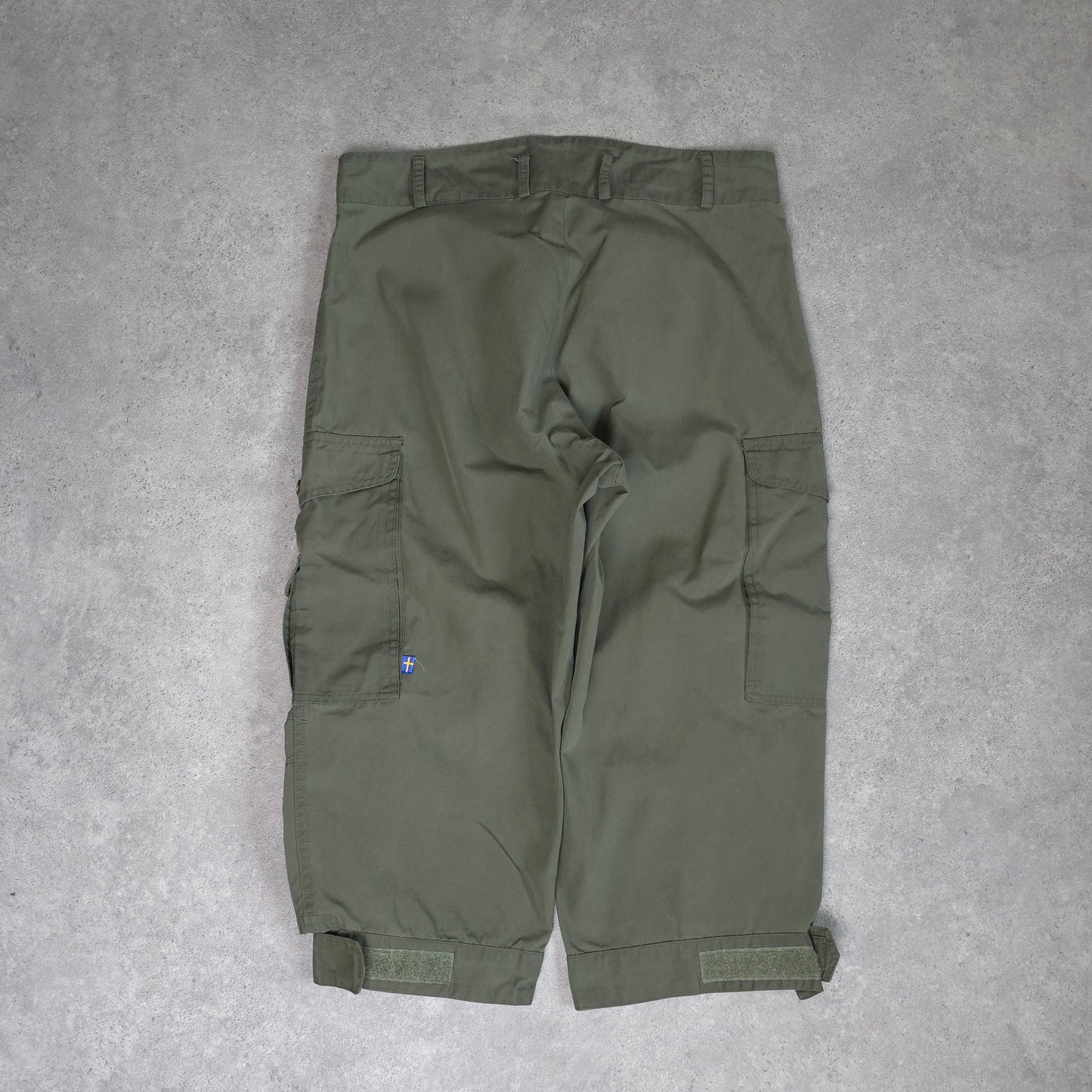 Fjallraven shorts in khaki green - W32"