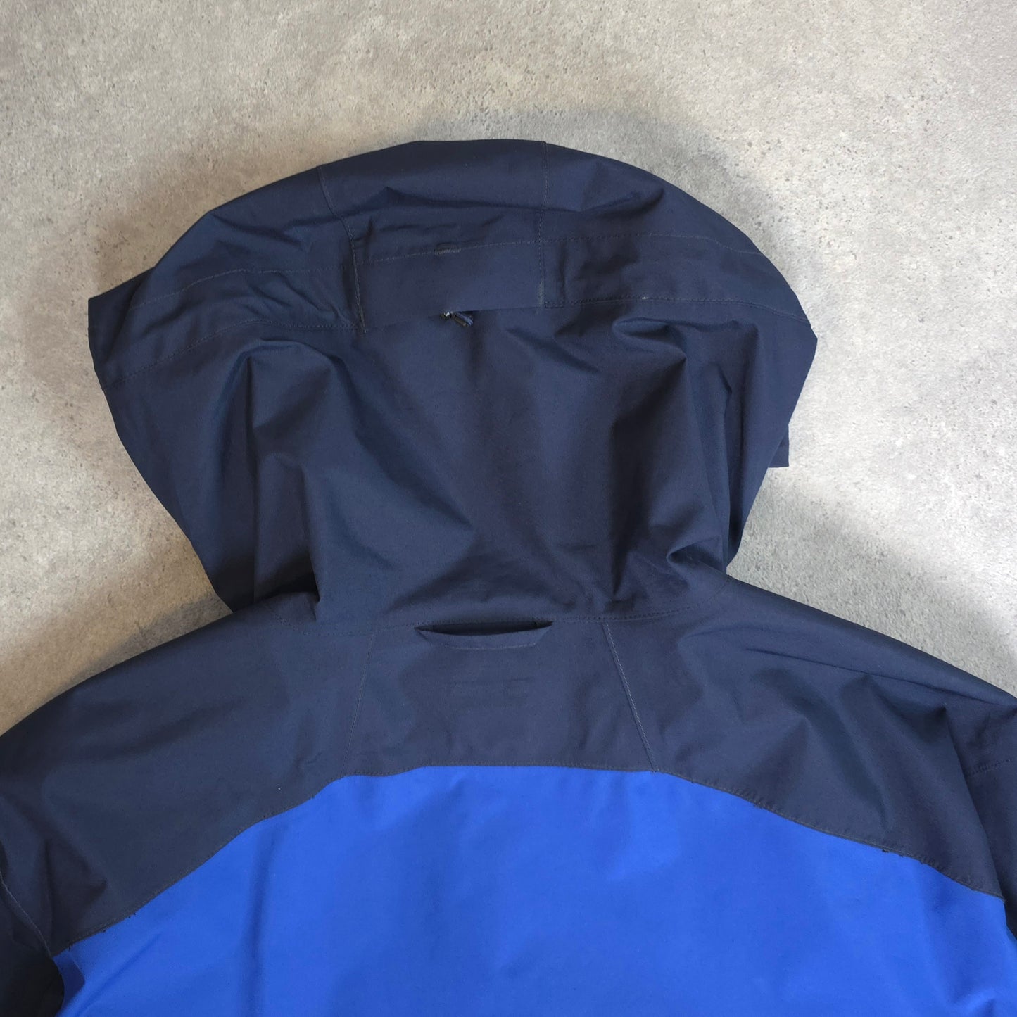 Sprayway cape wrath gore tex jacket in blue new with tags - medium
