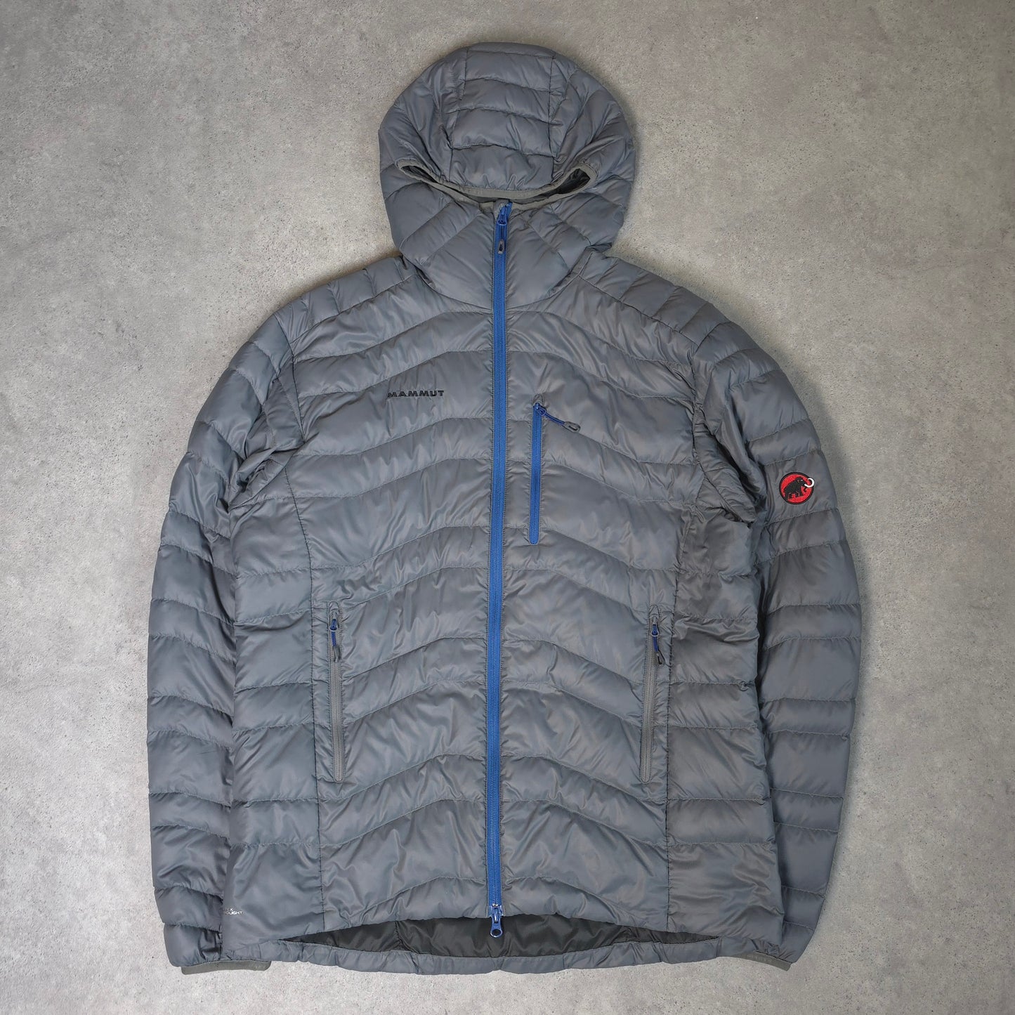 Mammut down jacket in grey - XL