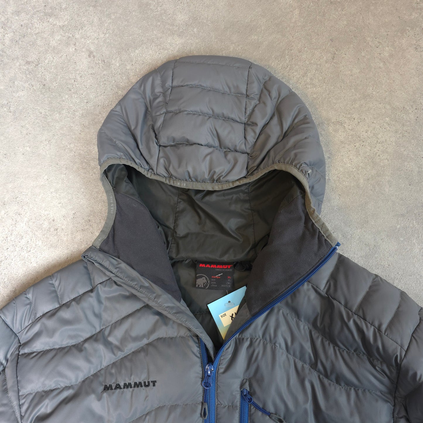Mammut down jacket in grey - XL