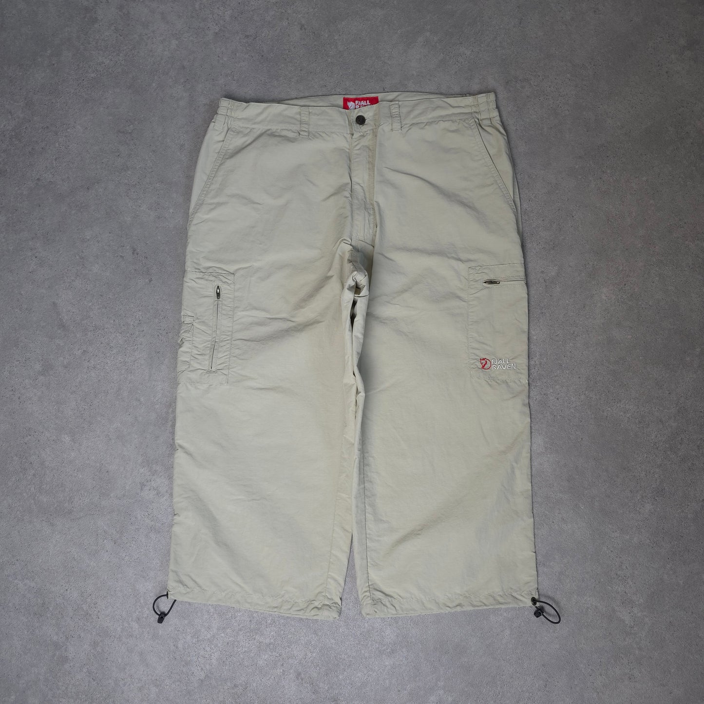Fjallraven Khilok MT 3/4 length trousers in cream - 34 inch