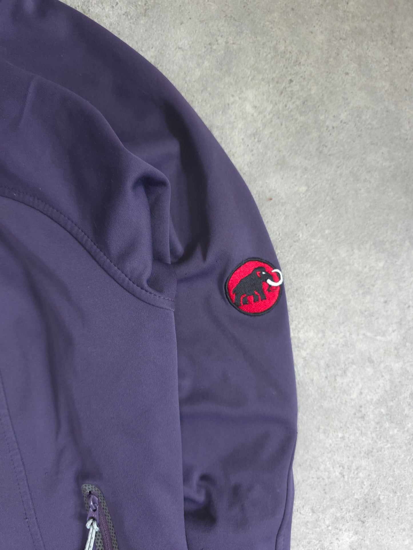 Mammut ultimate soft shell poncho style jacket in purple - women's large
