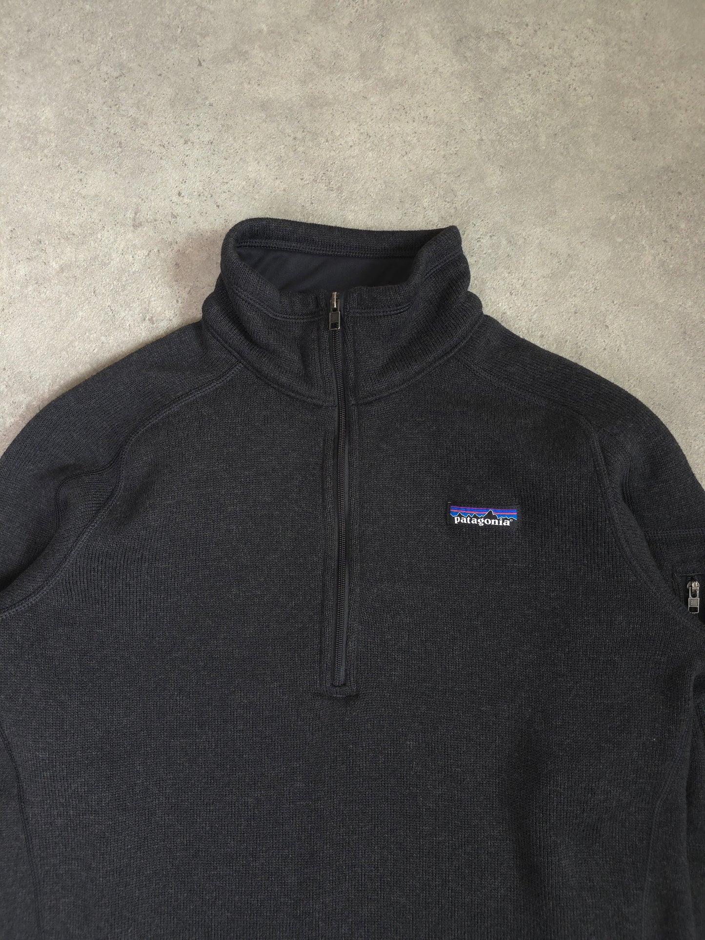 Patagonia better sweater 1/4 zip fleece in black - women's large