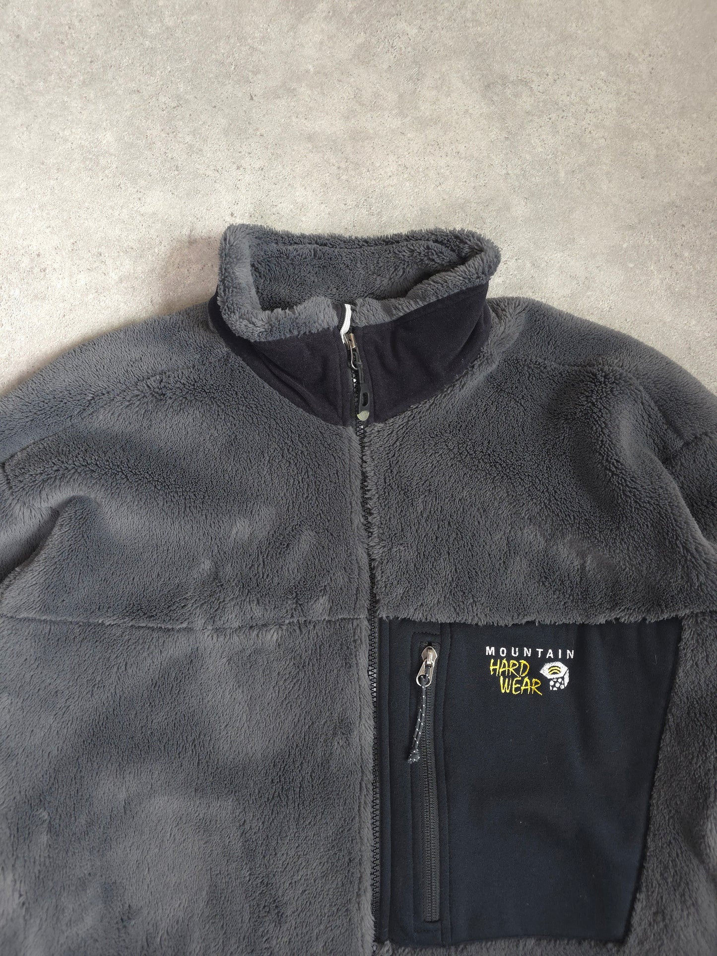 vintage mountain hardwear polartec fluffy fleece in grey - XL