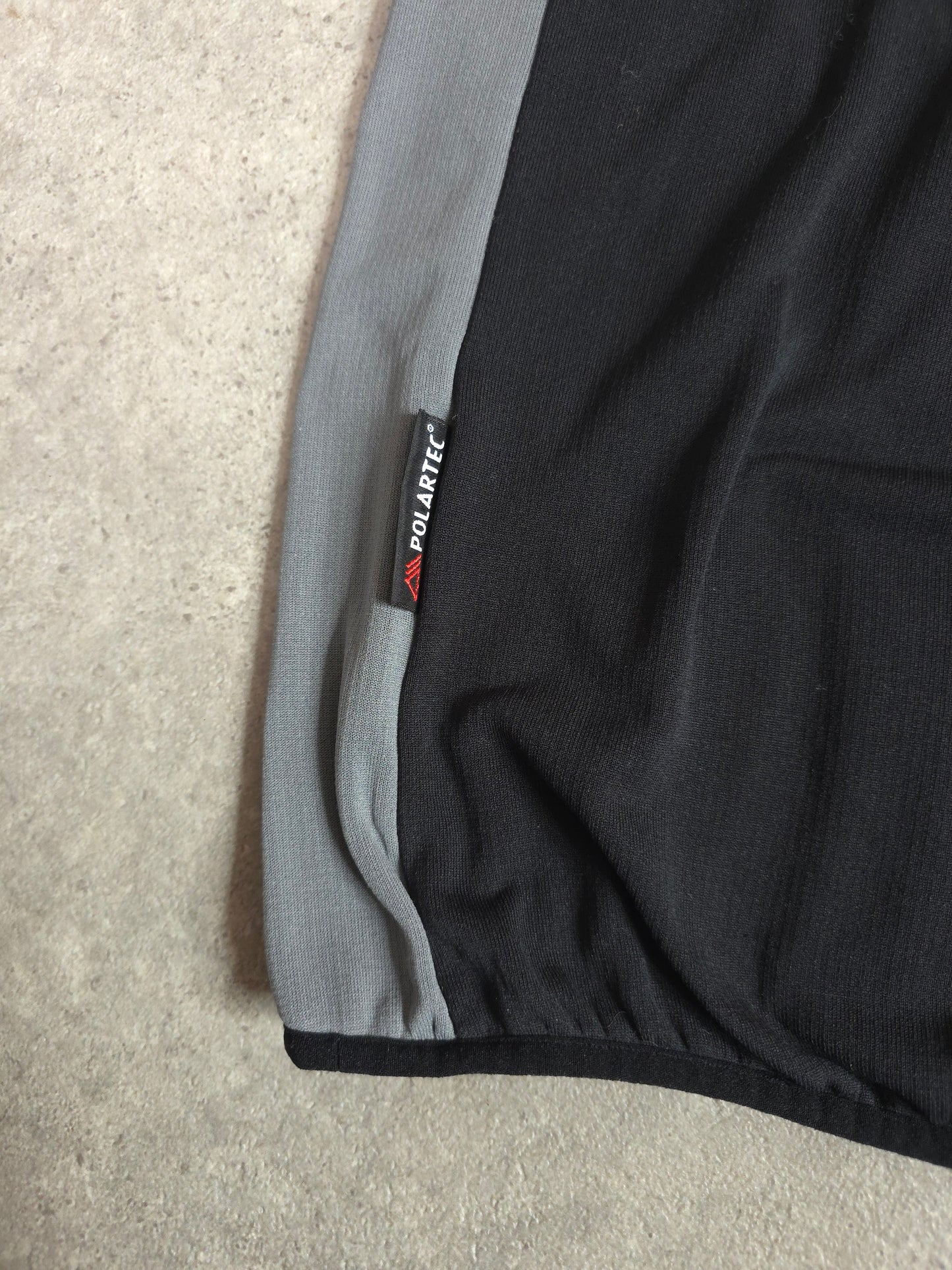 Mammut 1/4 zip thermal t-shirt in black and grey - small