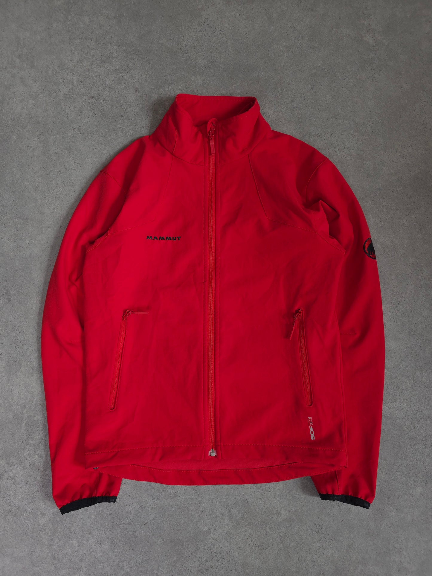 Mammut soft tech jacket in red - small