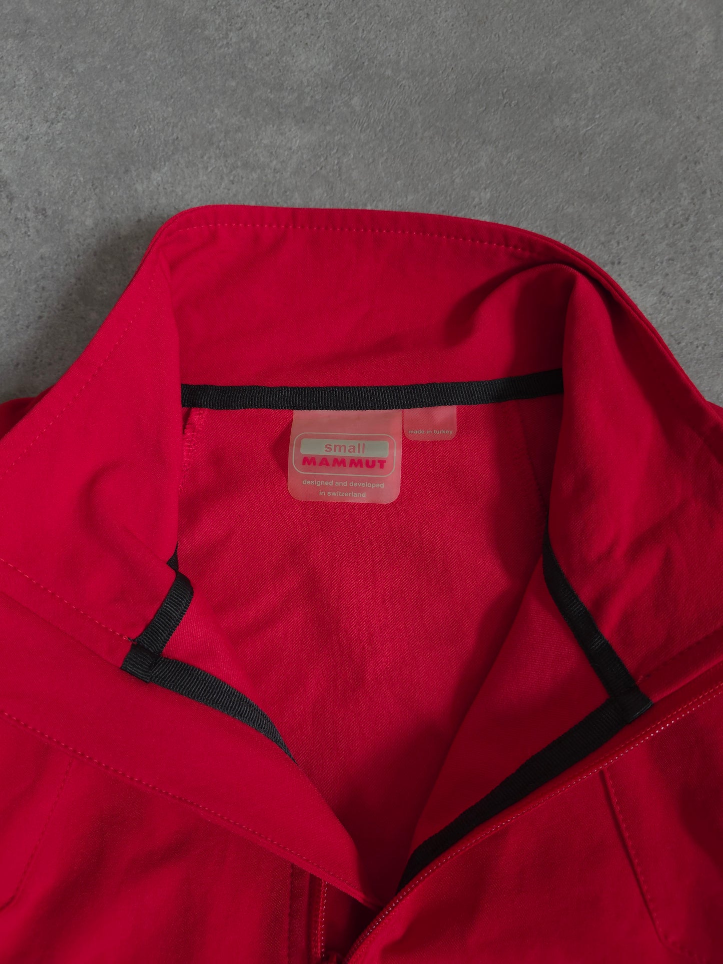 Mammut soft tech jacket in red - small