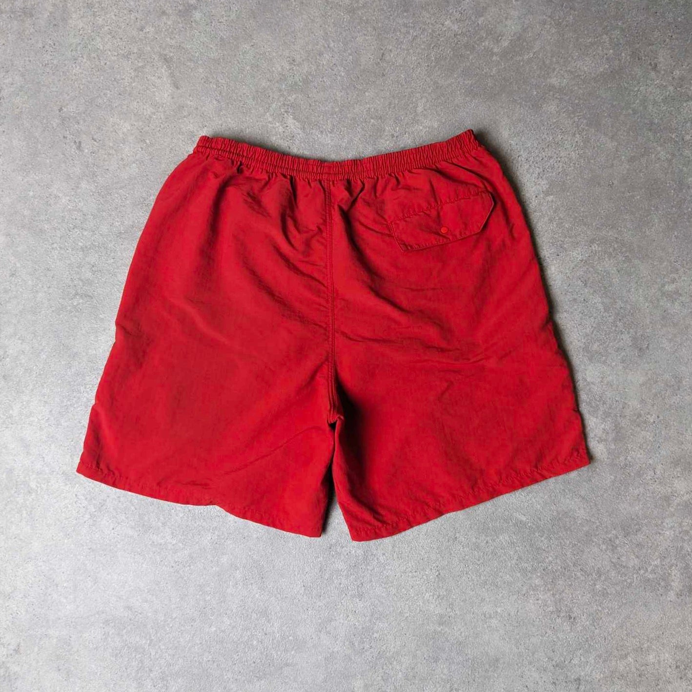 Patagonia 7" baggies in red - small