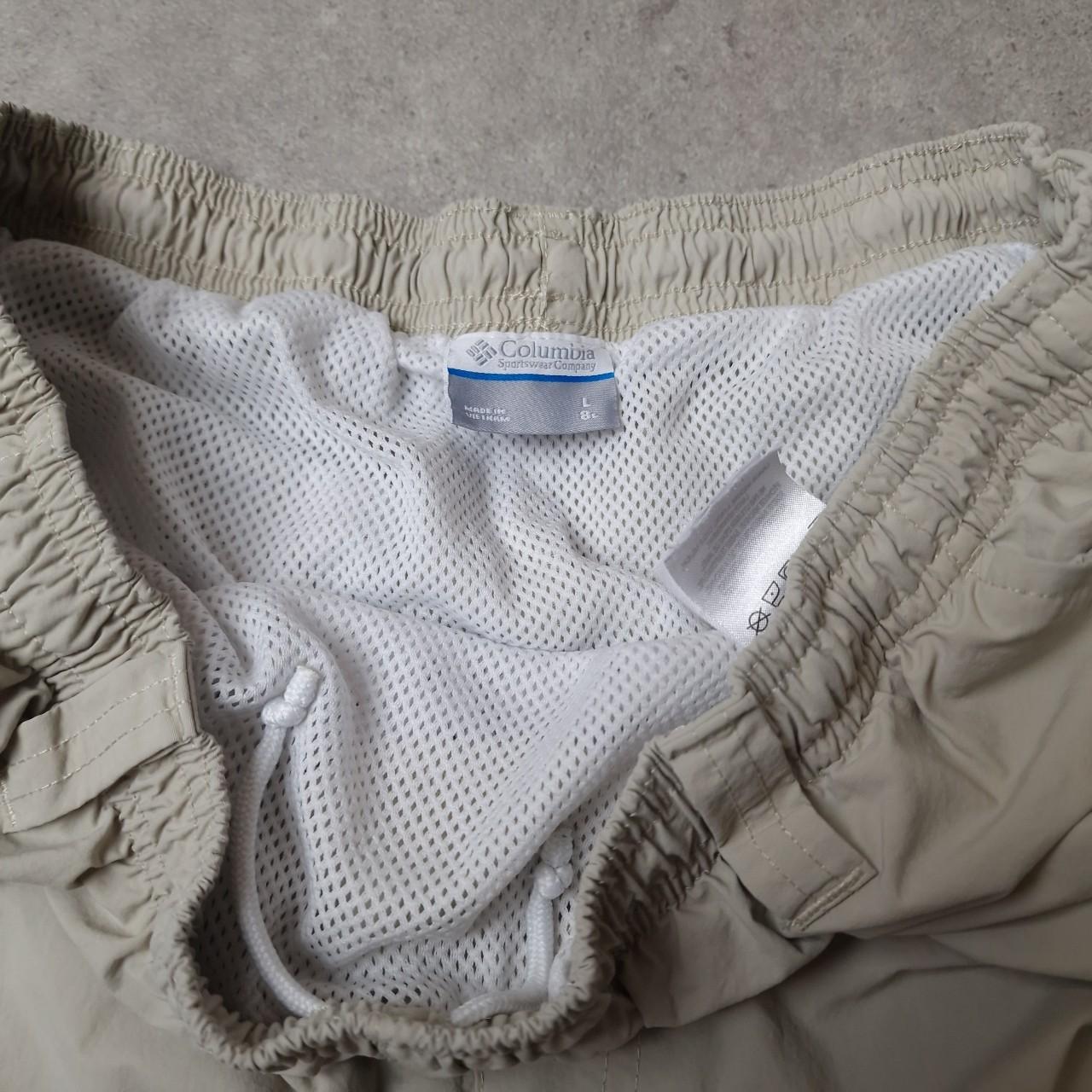 Columbia PFG shorts - large